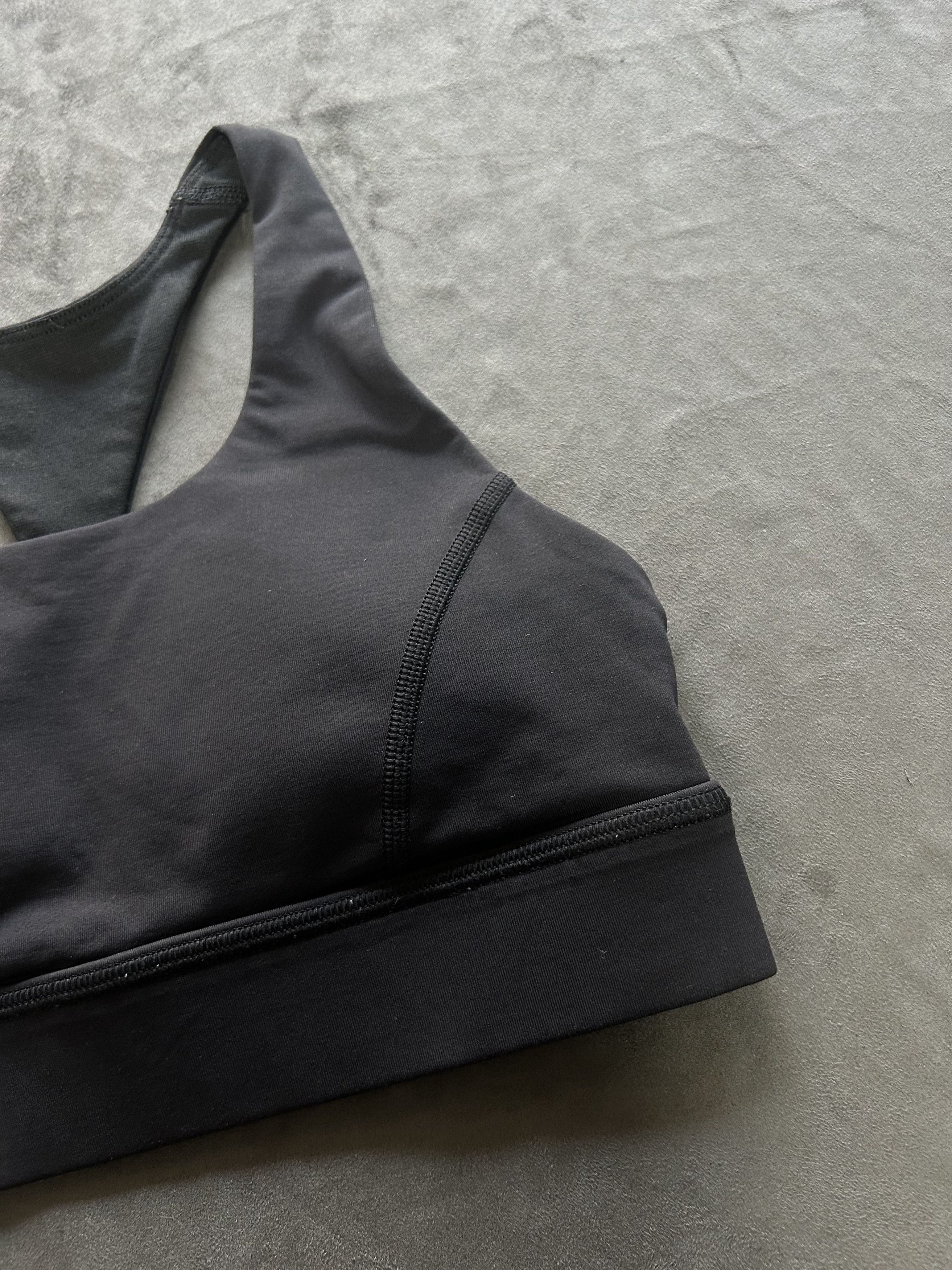 Lululemon Rare Lululemon Circuit Breaker Bra OS Size XXS / US 00 / IT 34 - 3 Thumbnail