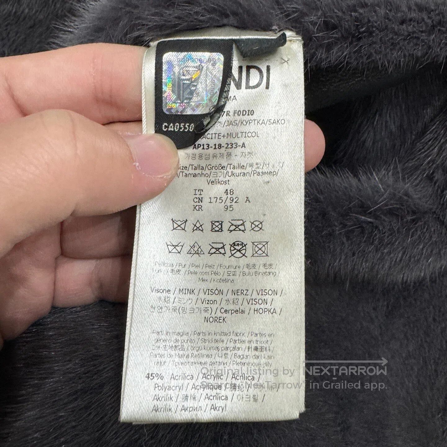 Fendi FENDI The La Faye fur jacket is designed for wearing on bo Size US M / EU 48-50 / 2 - 7 Thumbnail