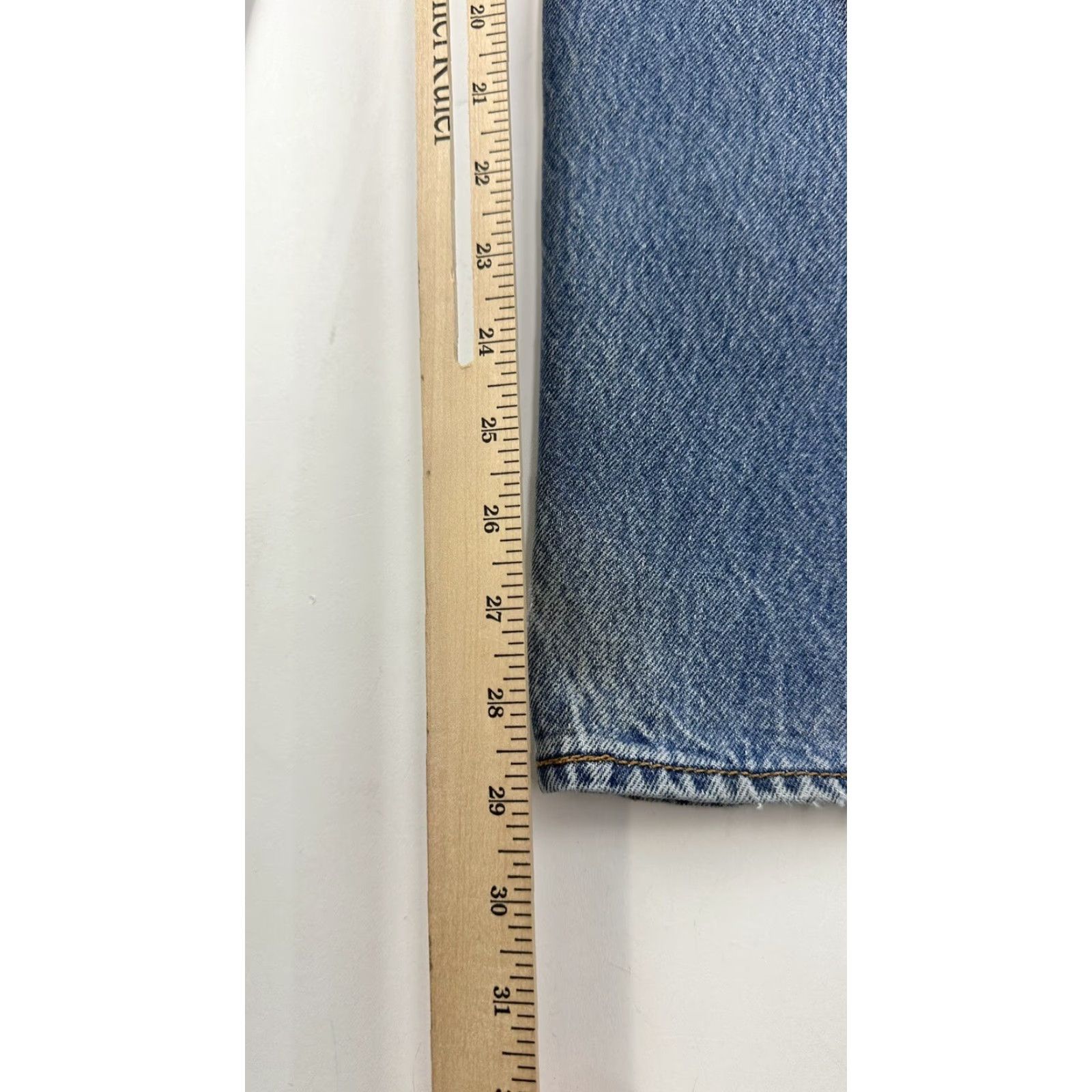 Levi's VINTAGE Levi’s 501 Jeans Mens 35 x 29 Blue Regular Denim Cotton Straight 35 Inseam USA Grunge Bohemian Festival Hipster City 90s Mens Size US 35 - 7 Thumbnail