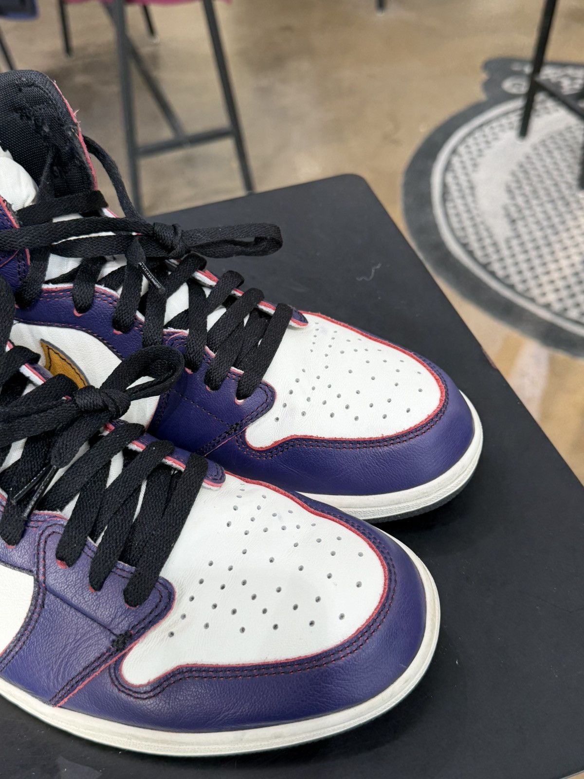 Jordan Brand Air Jordan 1 SB LA to Chicago Size 11.5 (2019) Size US 11.5 / EU 44-45 - 8 Thumbnail