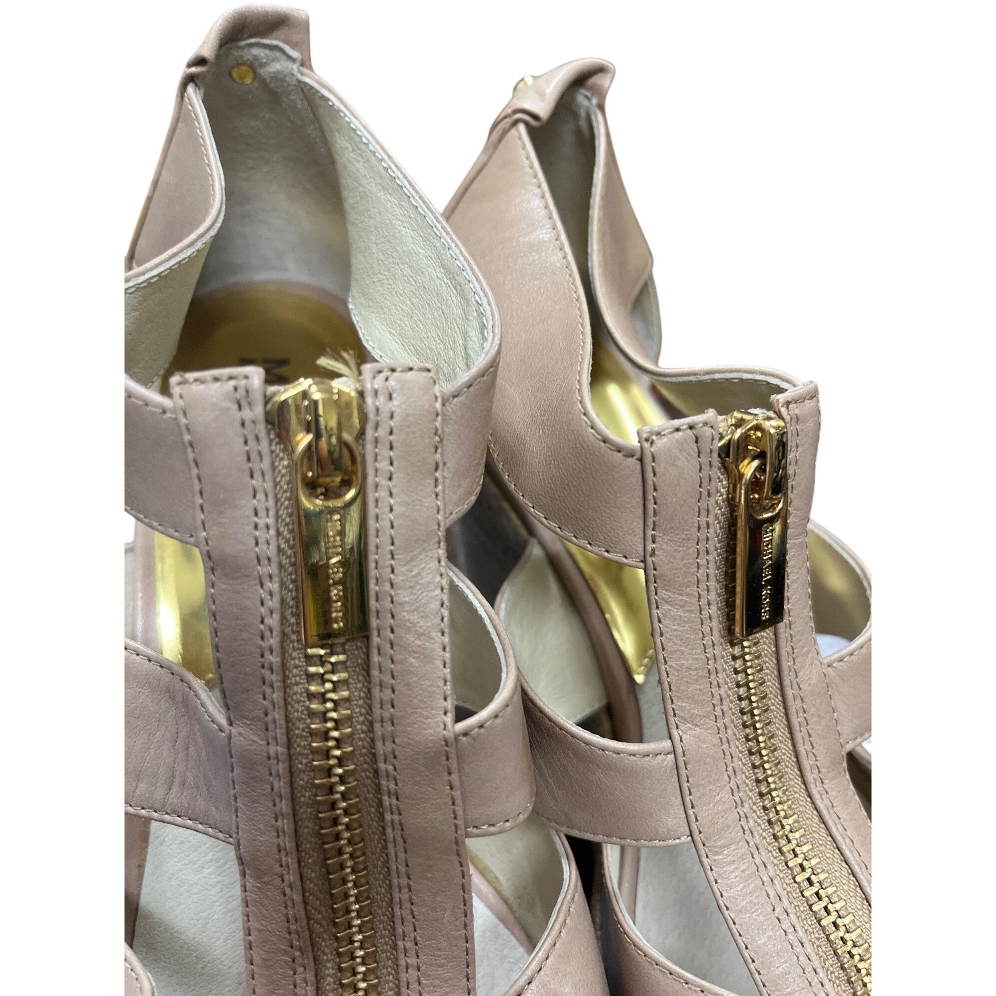 Michael Kors Michael Kors wms tan leather gold accent 4" wedge heels sz 7 Size US 7 / IT 37 - 8 Thumbnail