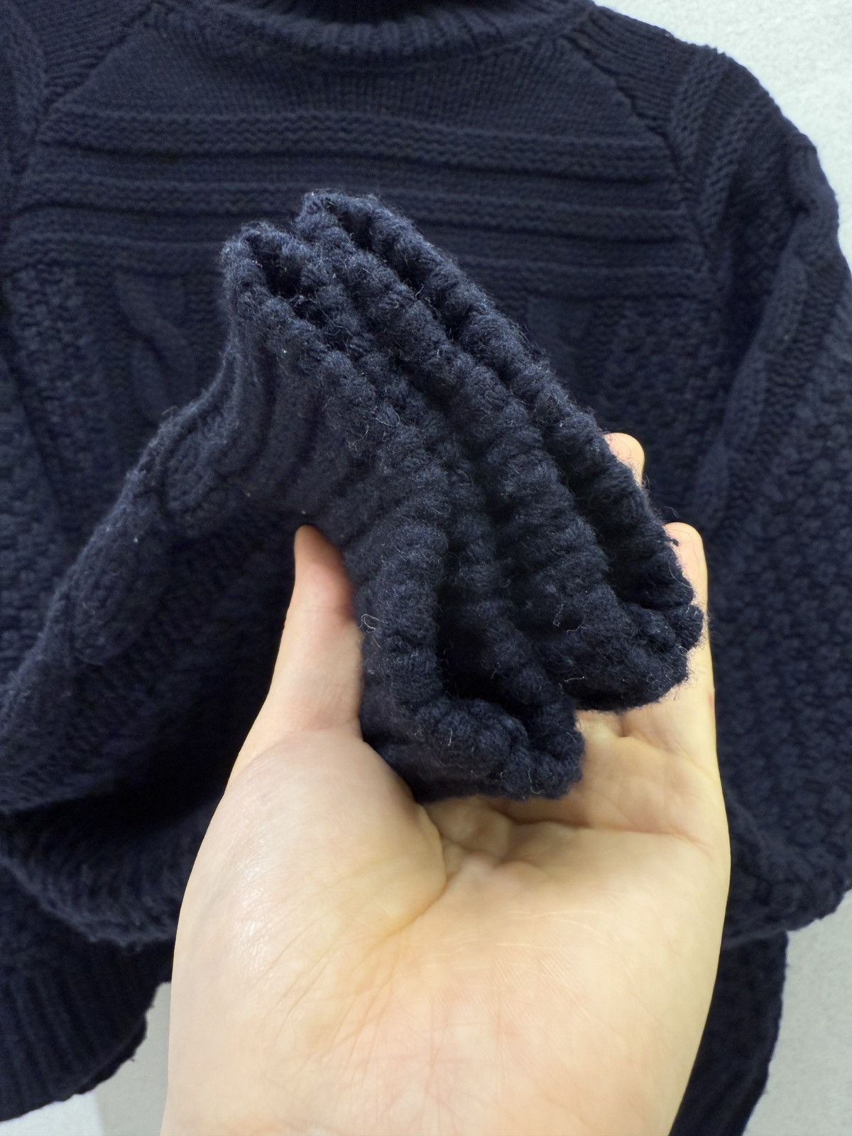 Celine Celine Navy turtle neck wool/ cashmere sweater XS Size XS / US 0-2 / IT 36-38 - 4 Thumbnail
