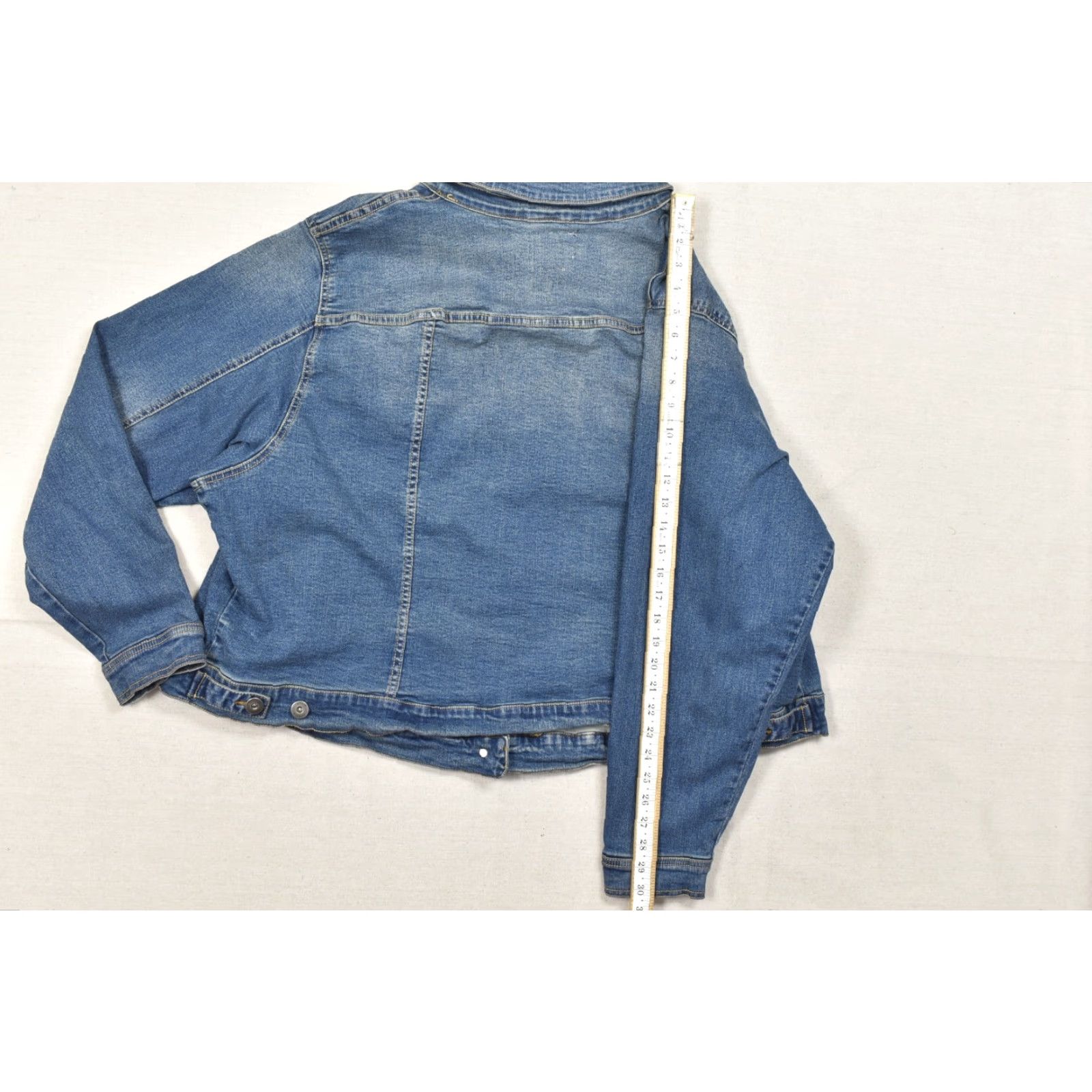 Torrid Torrid Denim First At Fit Women's 6 Blue Jean Trucker Jacket Cotton Spandex Jacket Denim Regular Blue Women Size 28" / US 6 / IT 42 - 4 Thumbnail