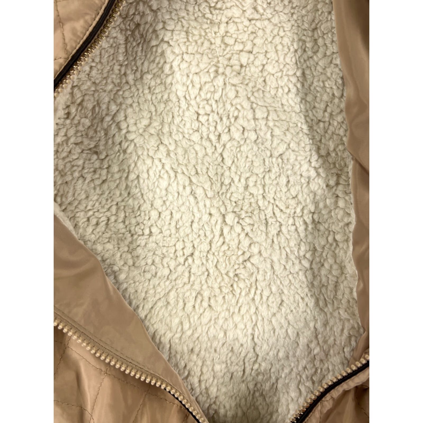 Vintage Cavalini Vest Womens Petite Large Beige Quilted 100% Polyester Sherpa Lined Zip Vest Beige Quilted Zip Womens Petite Large Cavalini Vest Size L / US 10 / IT 46 - 5 Thumbnail