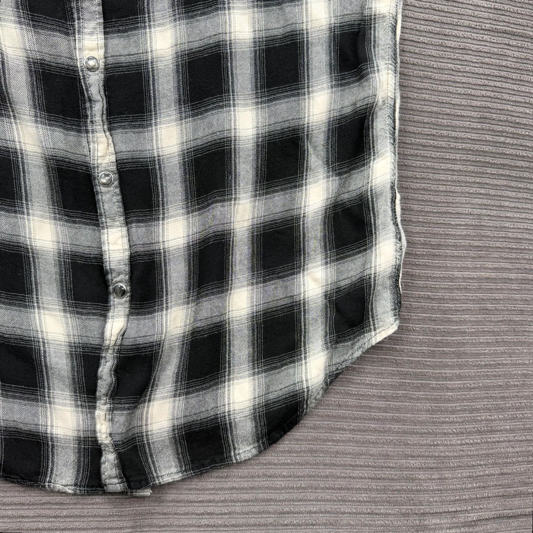 YoungLA YoungLA Shirt Mens Large Black White Plaid Flannel Pearl Snap Casual Western Button-Up Long Sleeve Size US L / EU 52-54 / 3 - 6 Thumbnail