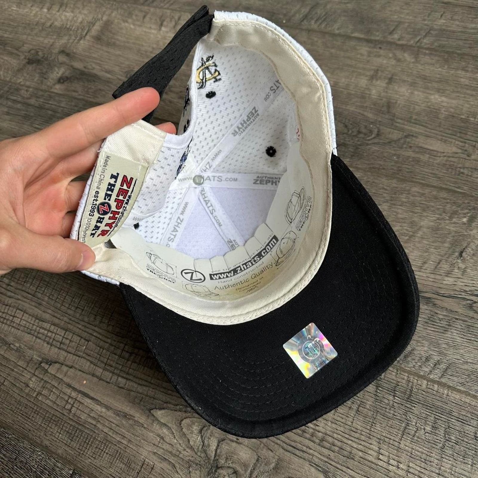 NCAA × Vintage Vintage 2011 Houston NCAA Final Four College Basketball Hat Size ONE SIZE - 7 Thumbnail
