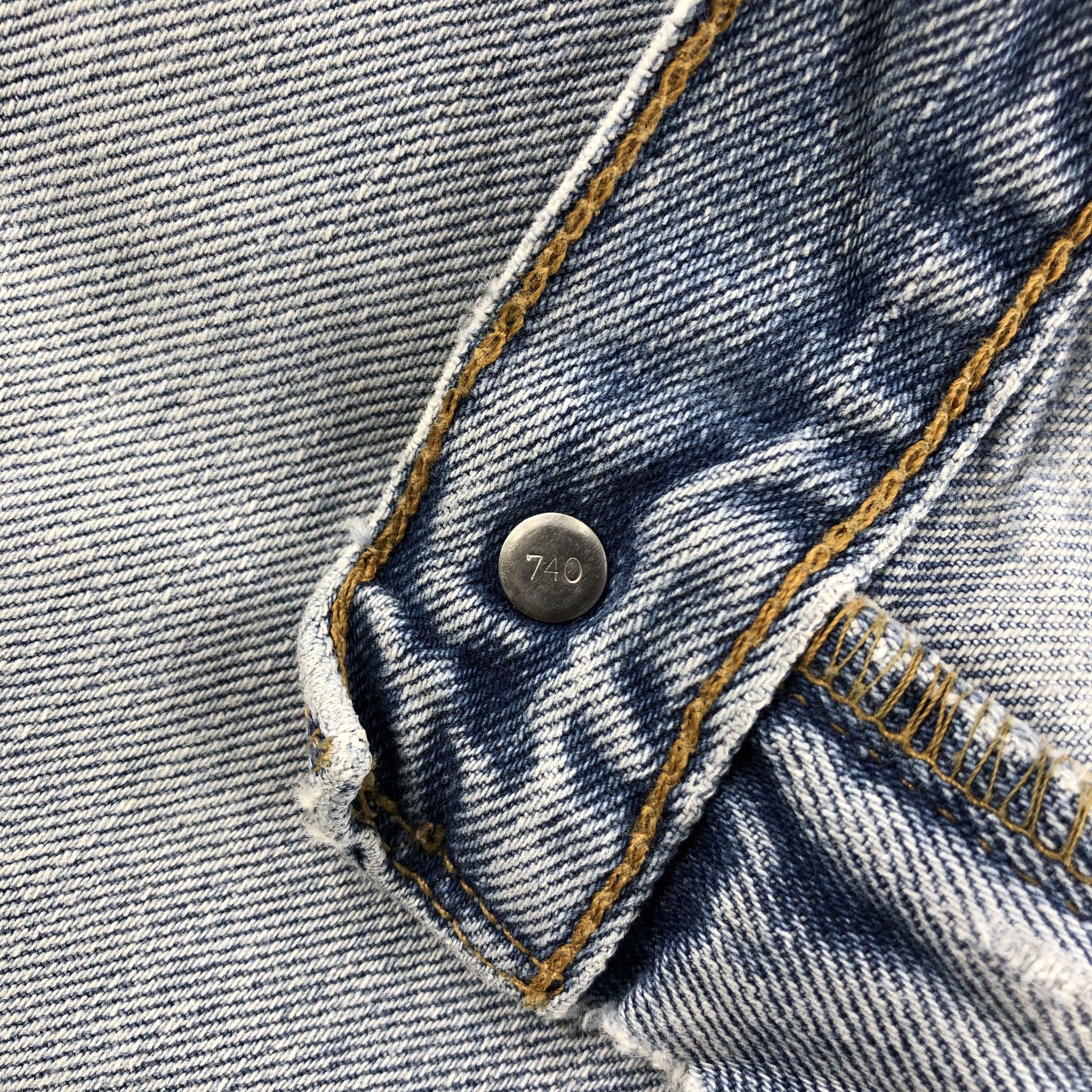 Levi's Light Washed Vintage Levis 560 Jeans-J1039 Size US 35 - 9 Thumbnail