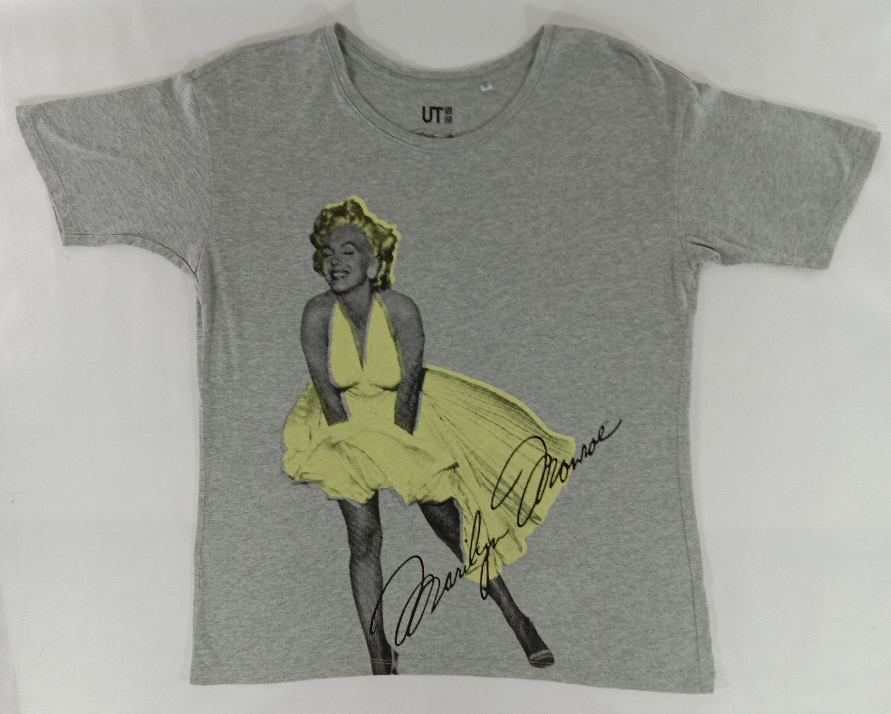Uniqlo Marilyn Monroe x Uniqlo Over Printed T Shirt Size US M / EU 48-50 / 2 - 1 Thumbnail