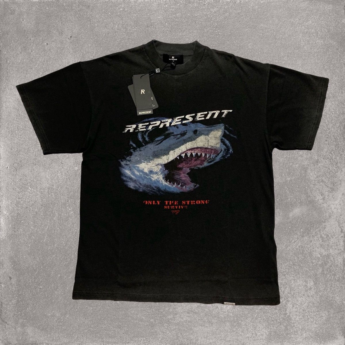 Represent Clo. Represent XS Shark Graphic Vintage Black Tee Only The Strong Size US XS / EU 42 / 0 - 1 Thumbnail