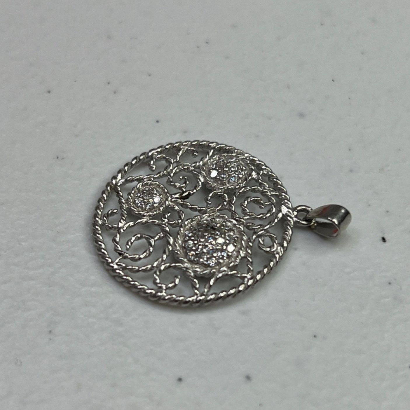 Designer Sterling Silver Filigree Pendant With Floral Design Size ONE SIZE - 7 Thumbnail