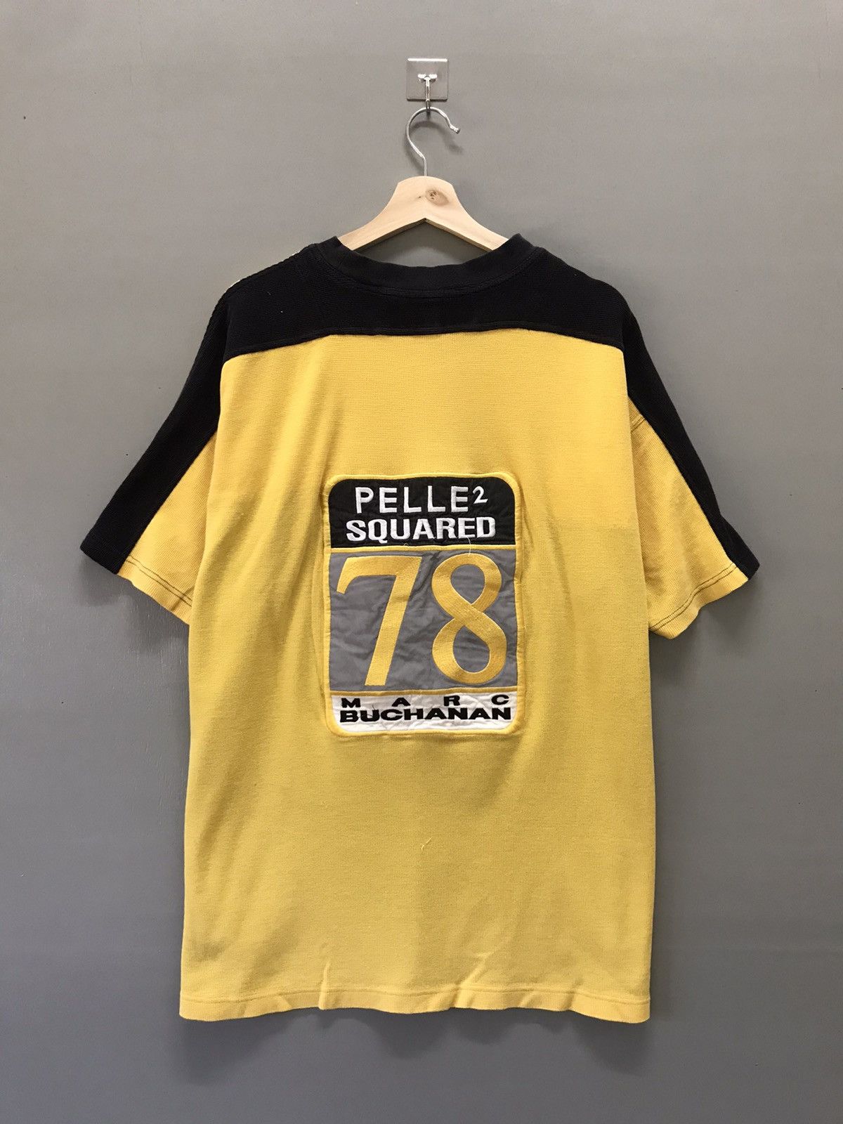 Pelle Pelle Vintage 90s Pelle Pelle Embroidered Spellout T-shirts Size US L / EU 52-54 / 3 - 5 Thumbnail