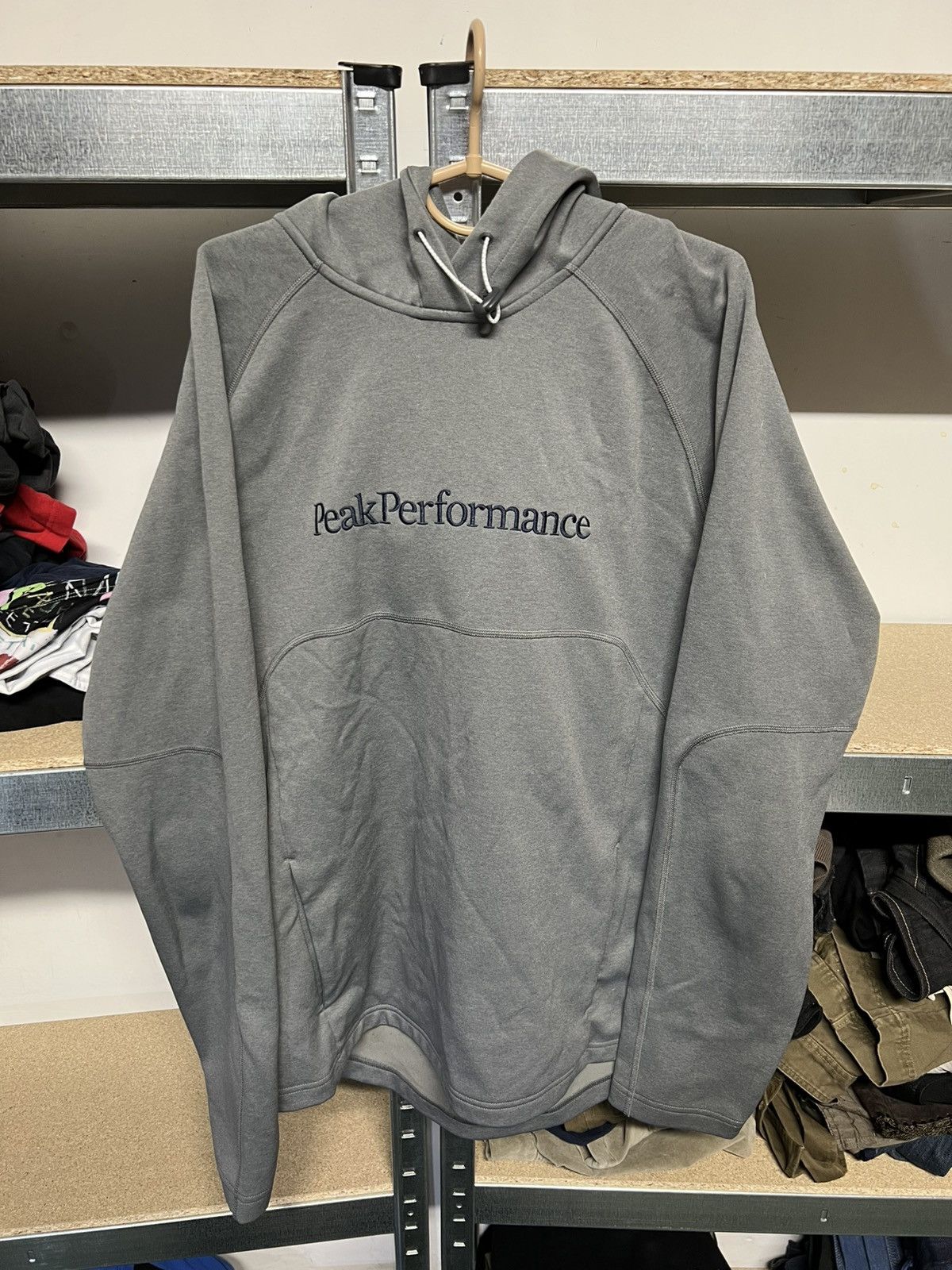 Peak Performance Peak Performance Hoodie Big Logo Dan Hood Outdoor Size US XL / EU 56 / 4 - 11 Thumbnail