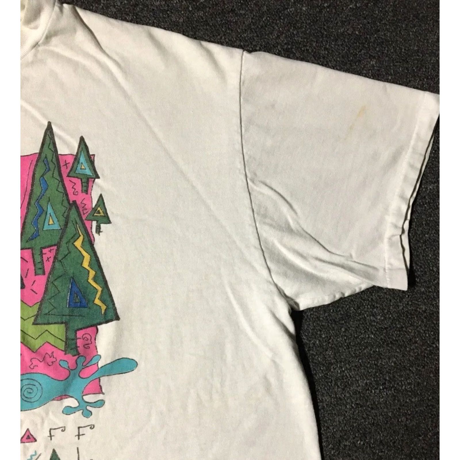 Vintage VINTAGE 90s Flagstaff Abstract Art Shirt S White Grunge Sun Palm Trees Beach Arizona USA United States Single Stitch Men T-Shirt Short Sleeve Size US S / EU 44-46 / 1 - 6 Thumbnail