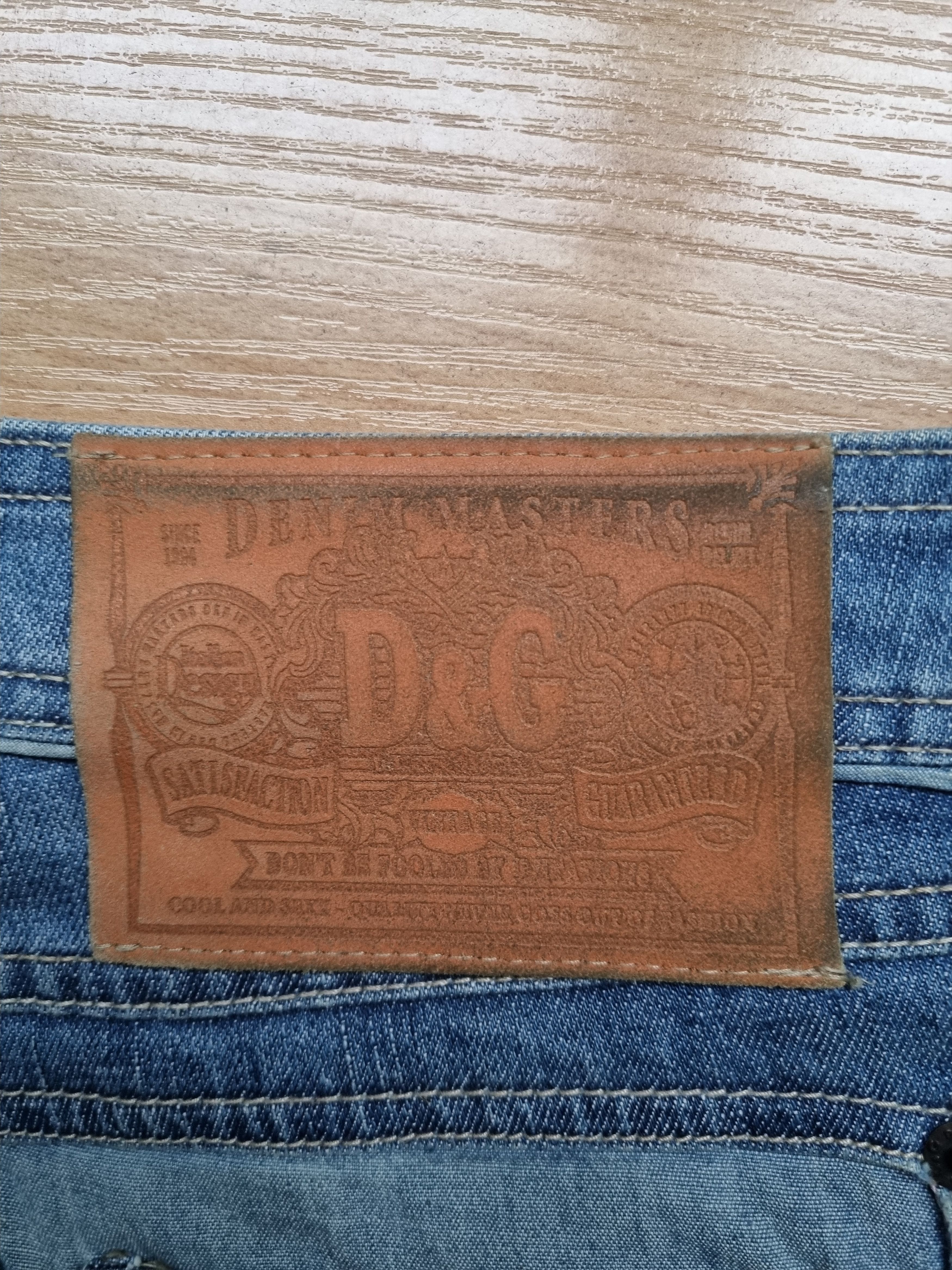 Dolce & Gabbana × Vintage Rare Dolce and Gabbana Leather Patch Denim Jeans Size 30" / US 8 / IT 44 - 16 Thumbnail