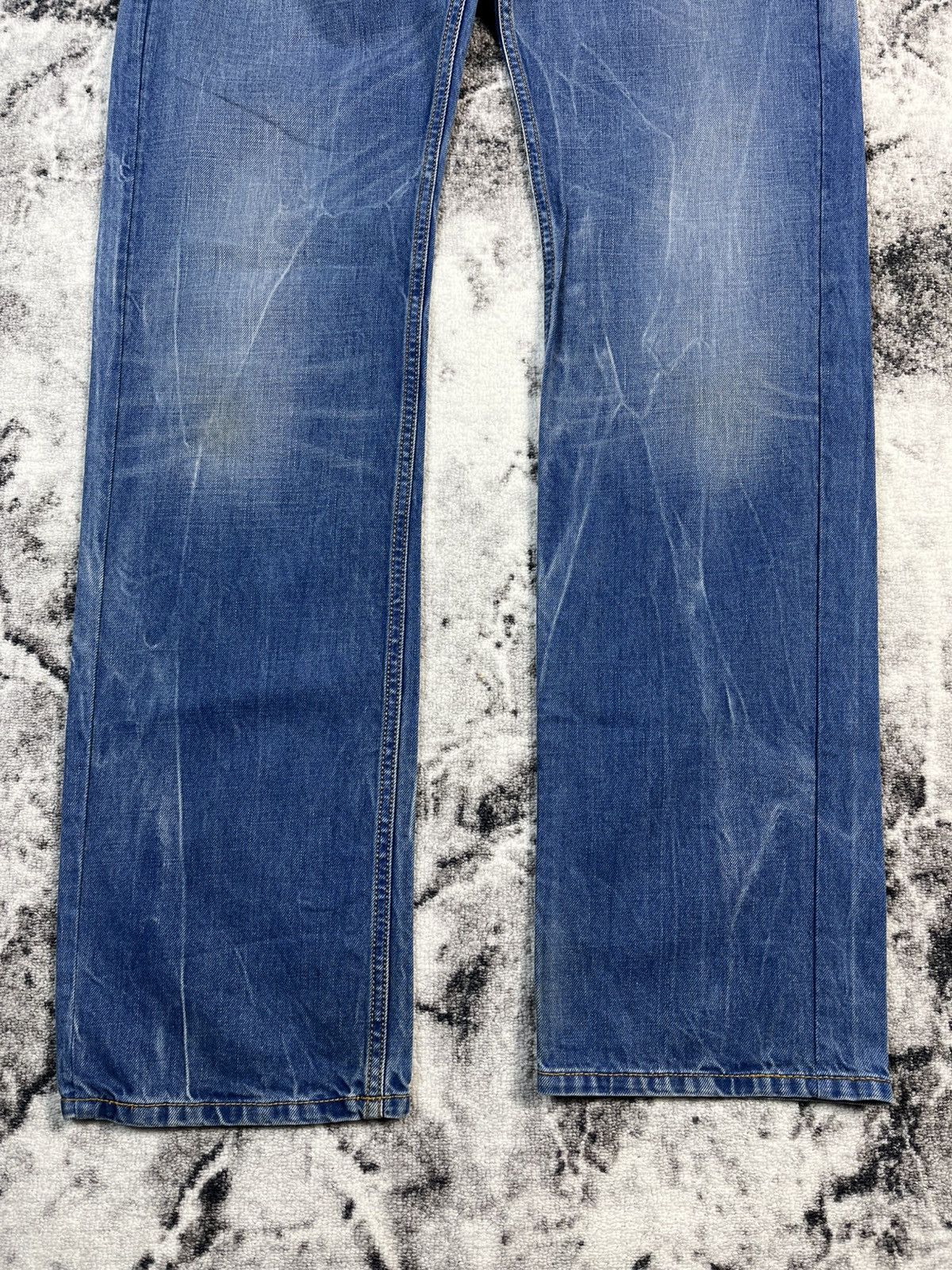 Diesel Diesel Larkee Regular Straight Jeans Tag 31 Fit 34 Size US 31 - 3 Thumbnail