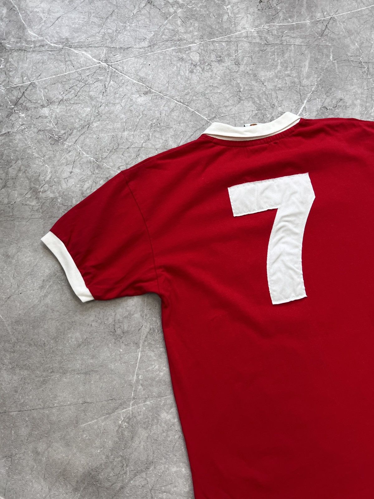Vintage BlokeCore Manchester United score draw retro jersey 1977 Size US M / EU 48-50 / 2 - 8 Thumbnail
