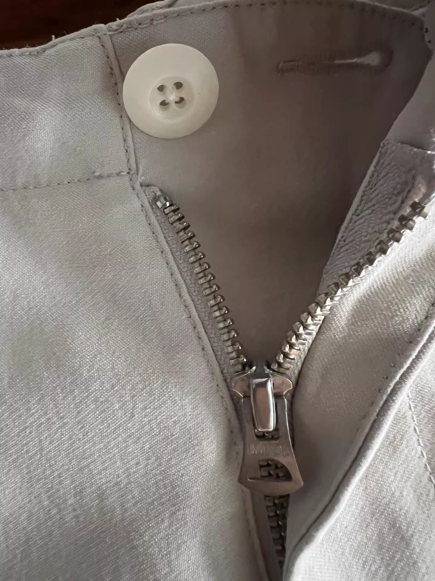 Nanamica Nanamica Light White Cargo Shorts Size US 32 / EU 48 - 3 Thumbnail
