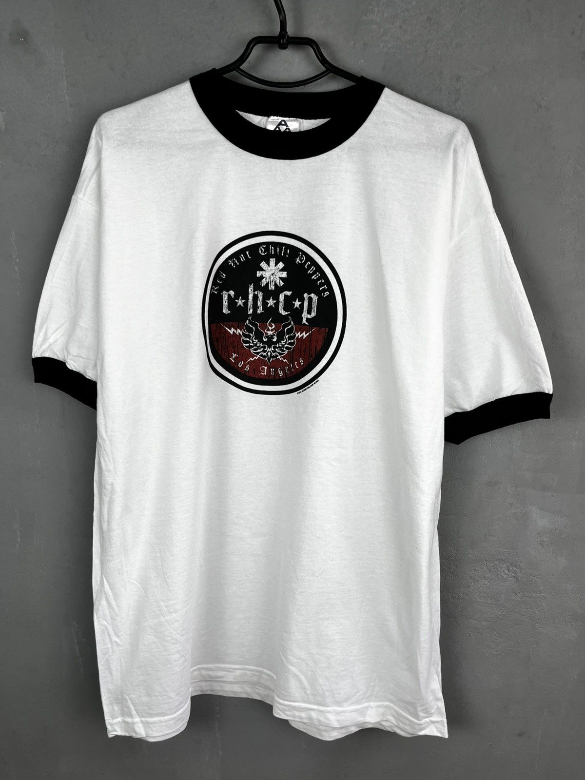 Band Tees × Vintage 2004 Red Hot Chilli Peppers vintage T-shirt XL Size US XL / EU 56 / 4 - 2 Thumbnail