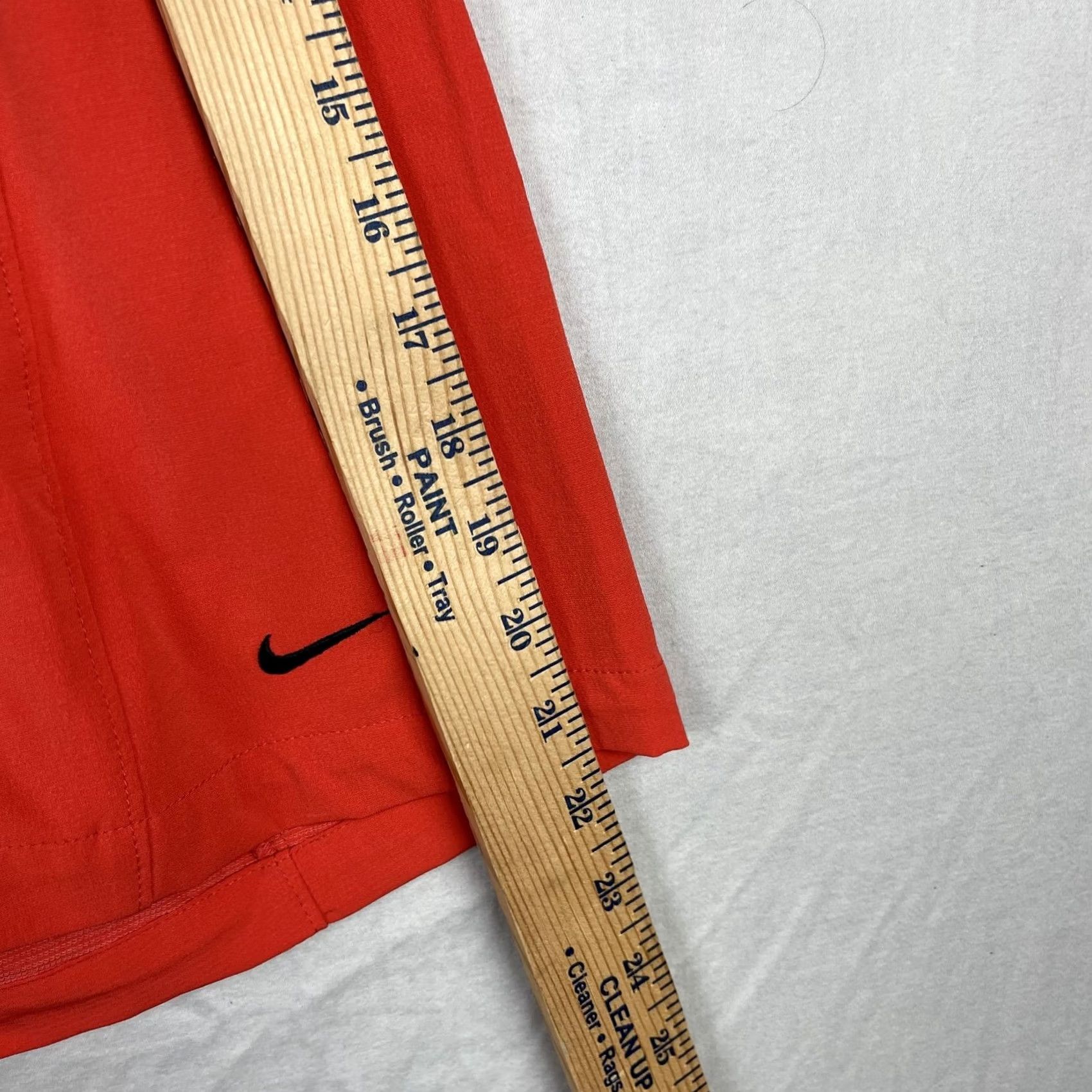 Nike Vintage Nike Board Shorts Mens Medium 34 Orange Beach Surfing Y2K Nike Board Shorts Mens Medium 34 Orange Beach Surfing Y2K Size US 31 - 6 Thumbnail