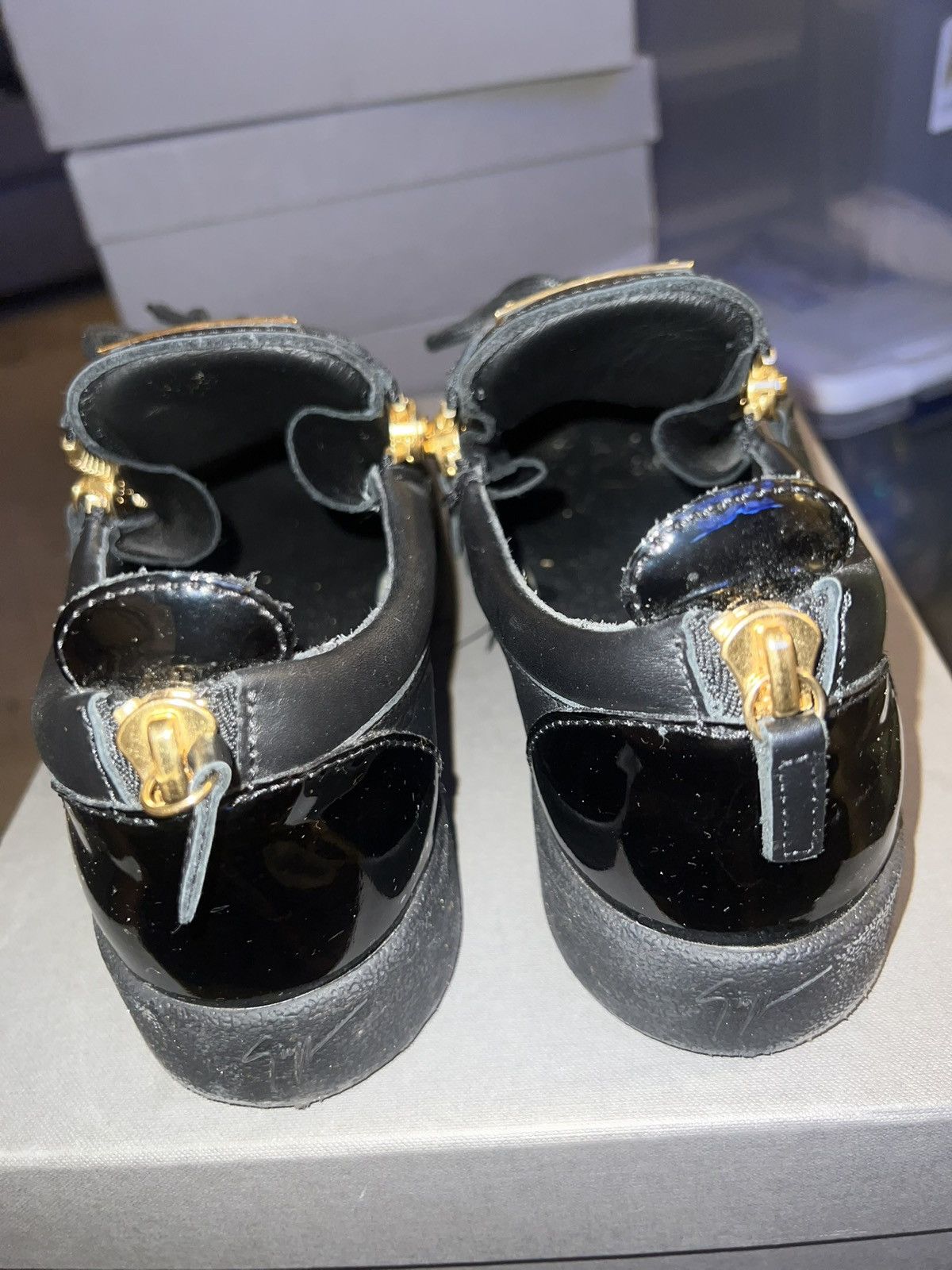 Giuseppe Zanotti Giuseppe Zanotti Men's Lo-Top BLK/GLD May L Leather Sneaker Size US 9.5 / EU 42-43 - 4 Thumbnail