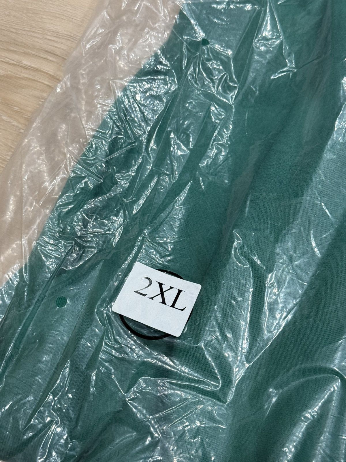 Kaws × Supreme Supreme Kaws Box Logo Hoodie (Chalk Logo Hoodie) Size US XXL / EU 58 / 5 - 4 Thumbnail