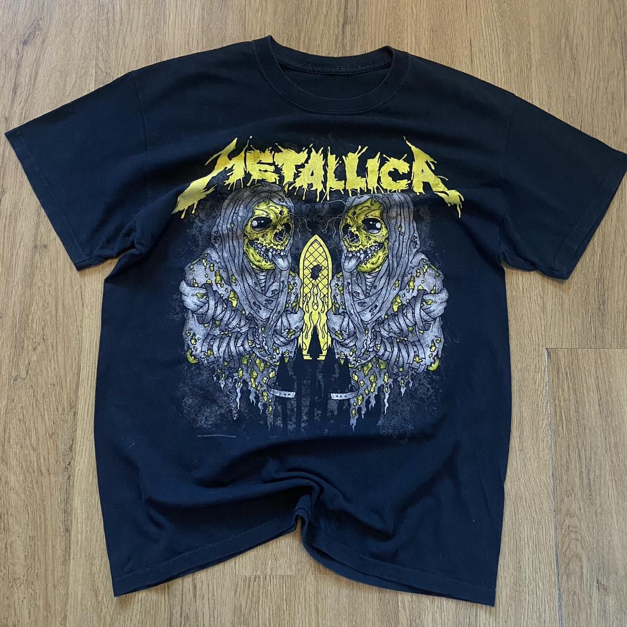 Other 2017 Black and yellow Metallica Santerium T-shirt Size US M / EU 48-50 / 2 - 1 Thumbnail