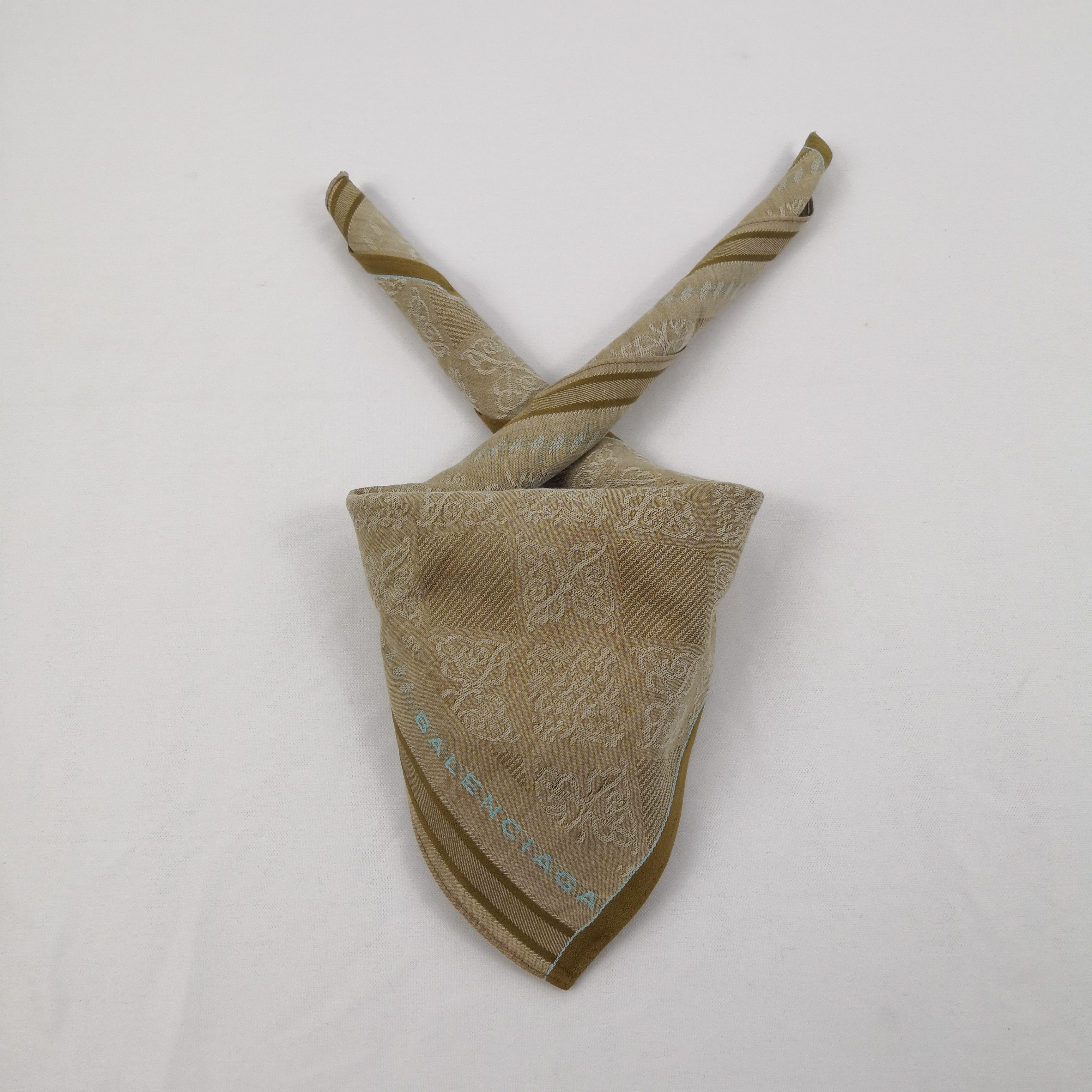 Valencia Luxury Vintage Two Piece Bandage Set main image 1