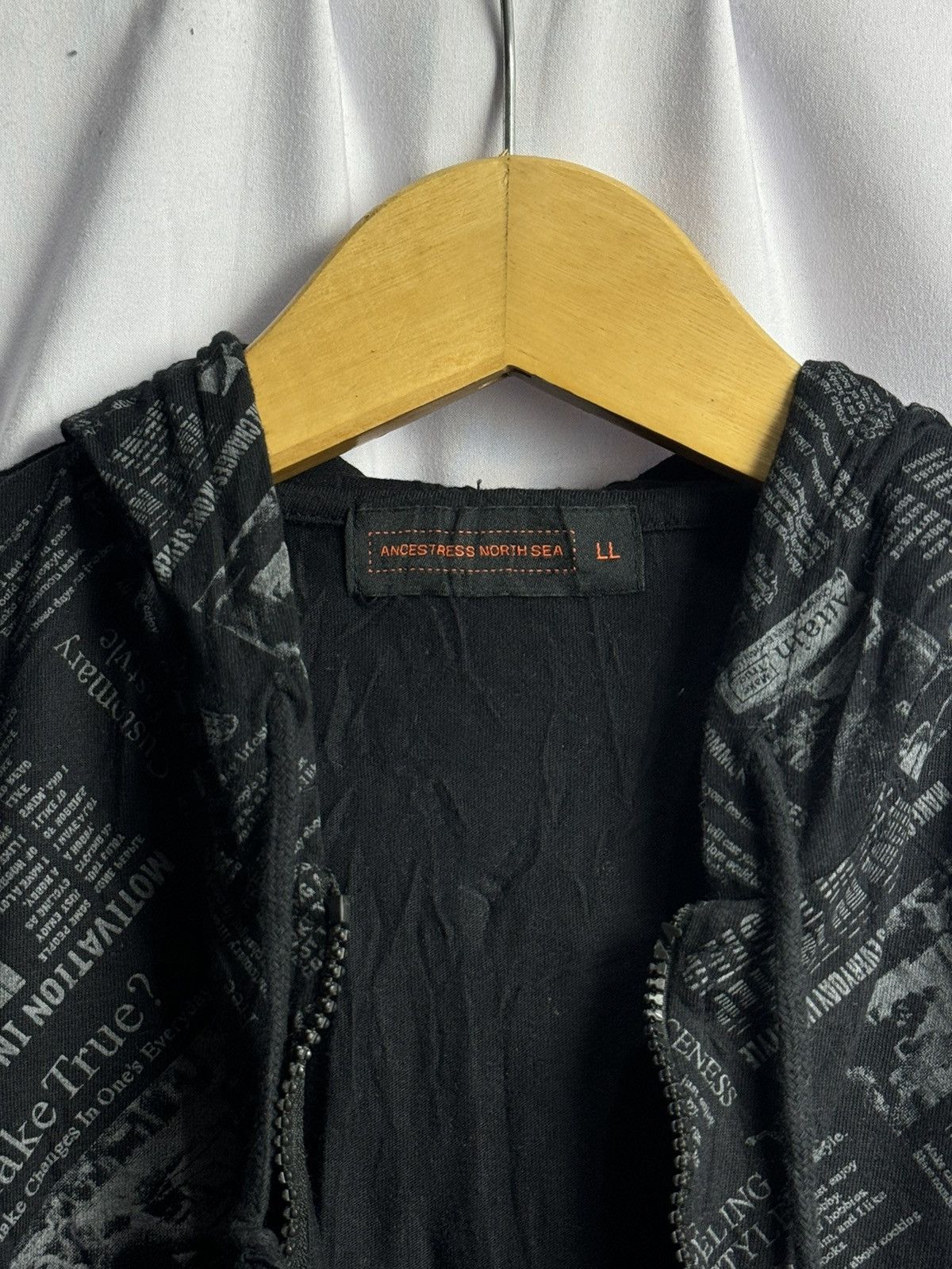 If Six Was Nine × Japanese Brand × Le Grande Bleu (L.G.B.) Poem Hoodie Ancestress north sea short sleeve lgb style Size US M / EU 48-50 / 2 - 6 Thumbnail