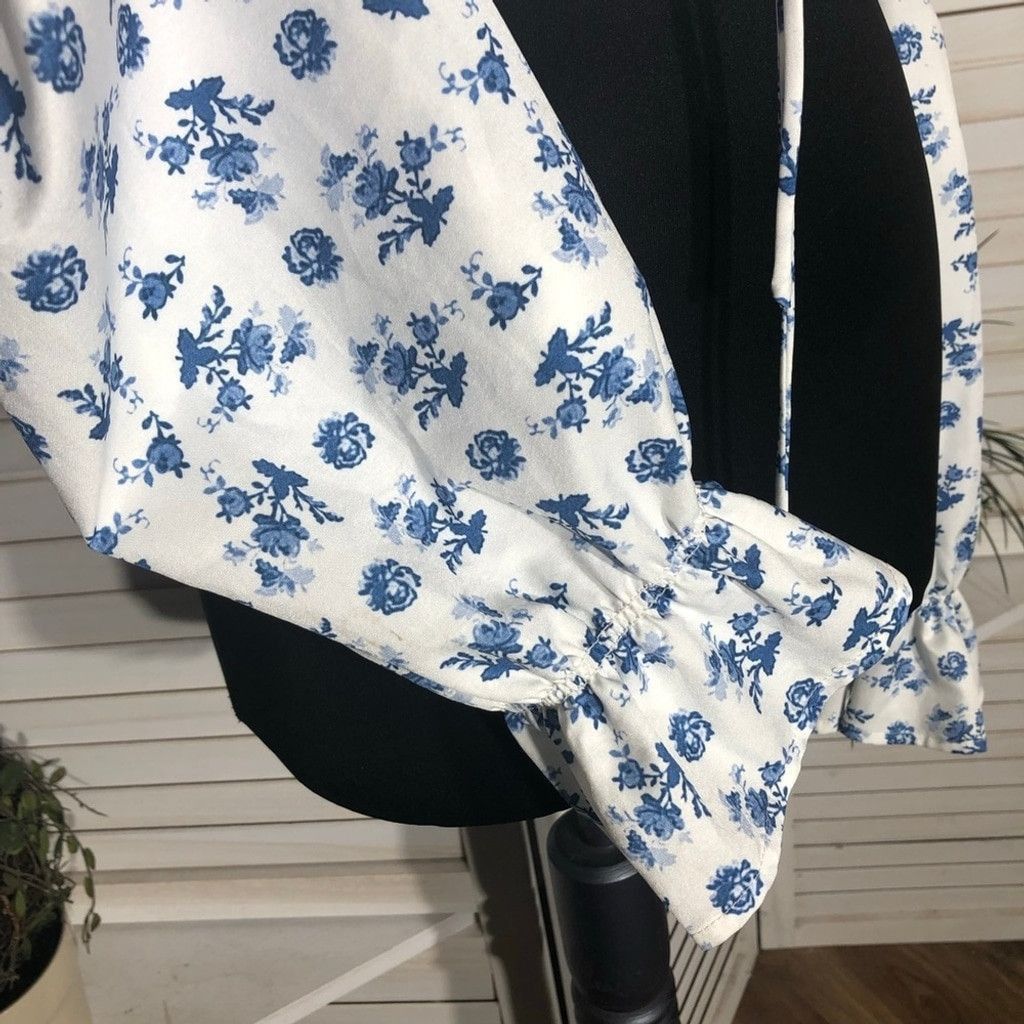 Vintage Y2K boho Cropped Top Tie Trumpet Sleeves Floral Blue White M Size M / US 6-8 / IT 42-44 - 12 Thumbnail