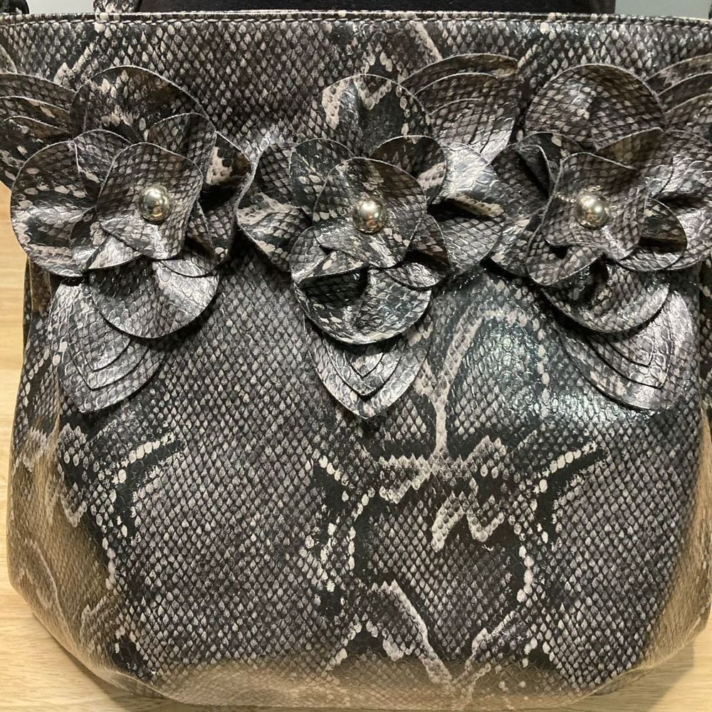Nicole Miller Nicole Miller, Snakeskin Print Gray Black Vegan Leather, Rosette Accents Womens Size ONE SIZE - 5 Thumbnail