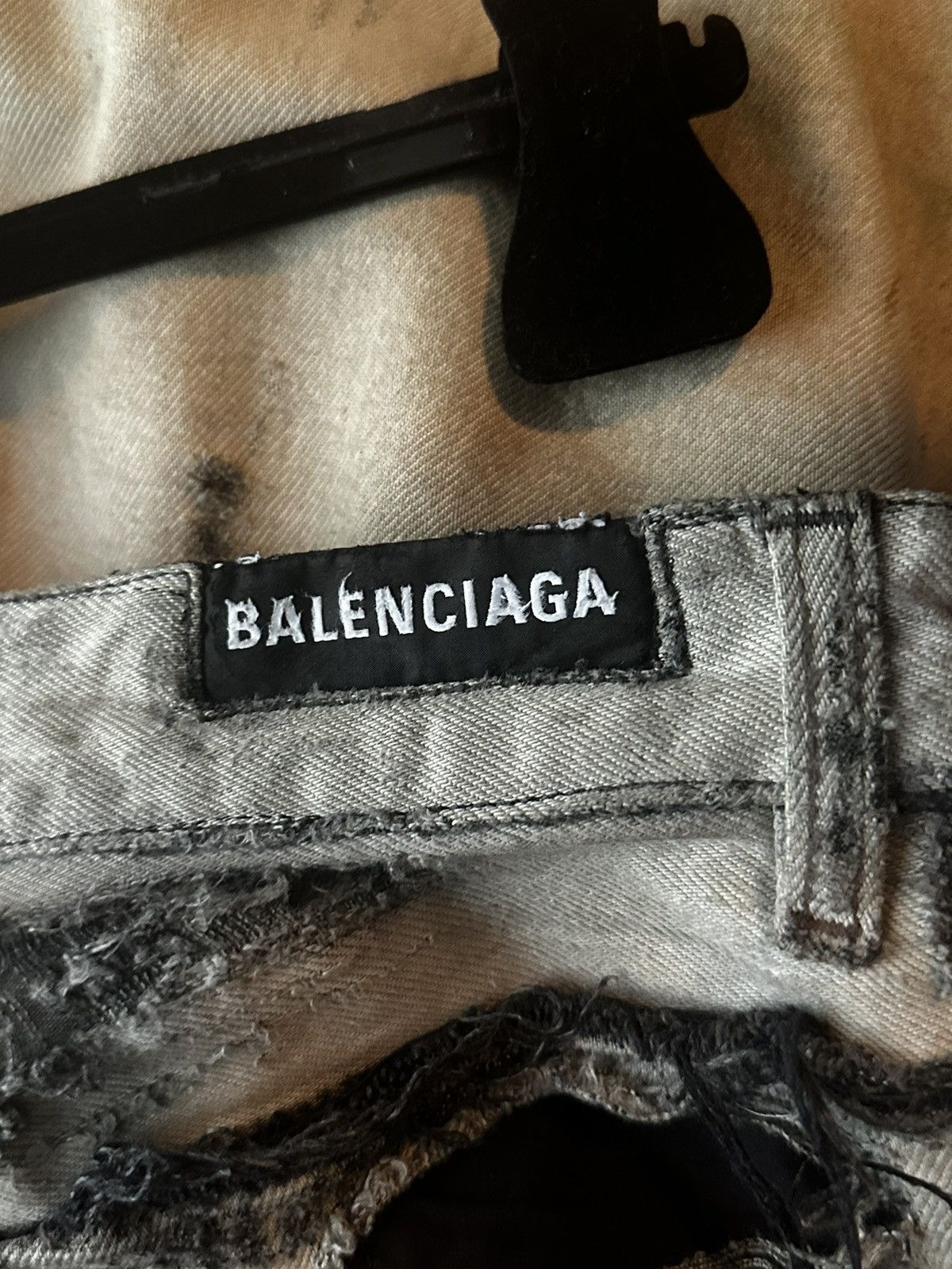 Balenciaga 1/1 sample Mudshow Super Destroyed Jeans White Sz. M Size US 34 / EU 50 - 7 Thumbnail