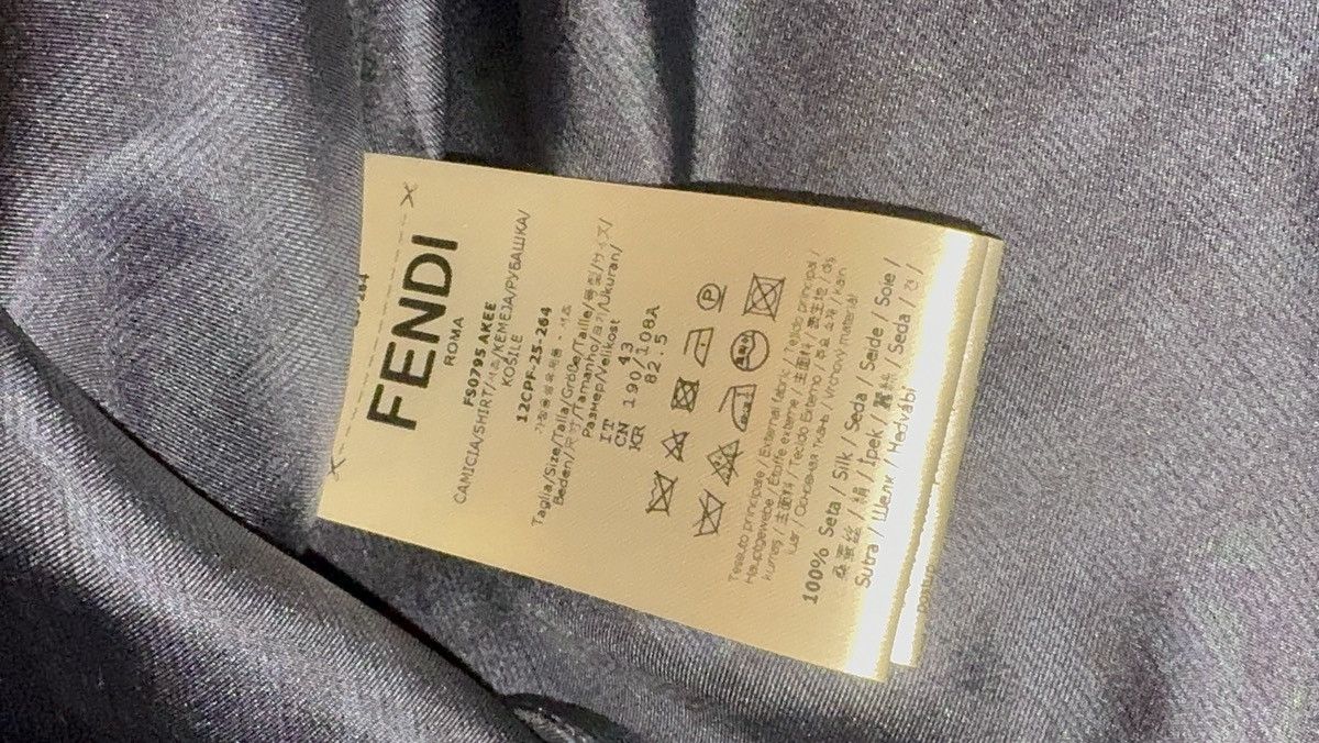 Fendi Fendi Silk Button Up Size US XL / EU 56 / 4 - 5 Thumbnail