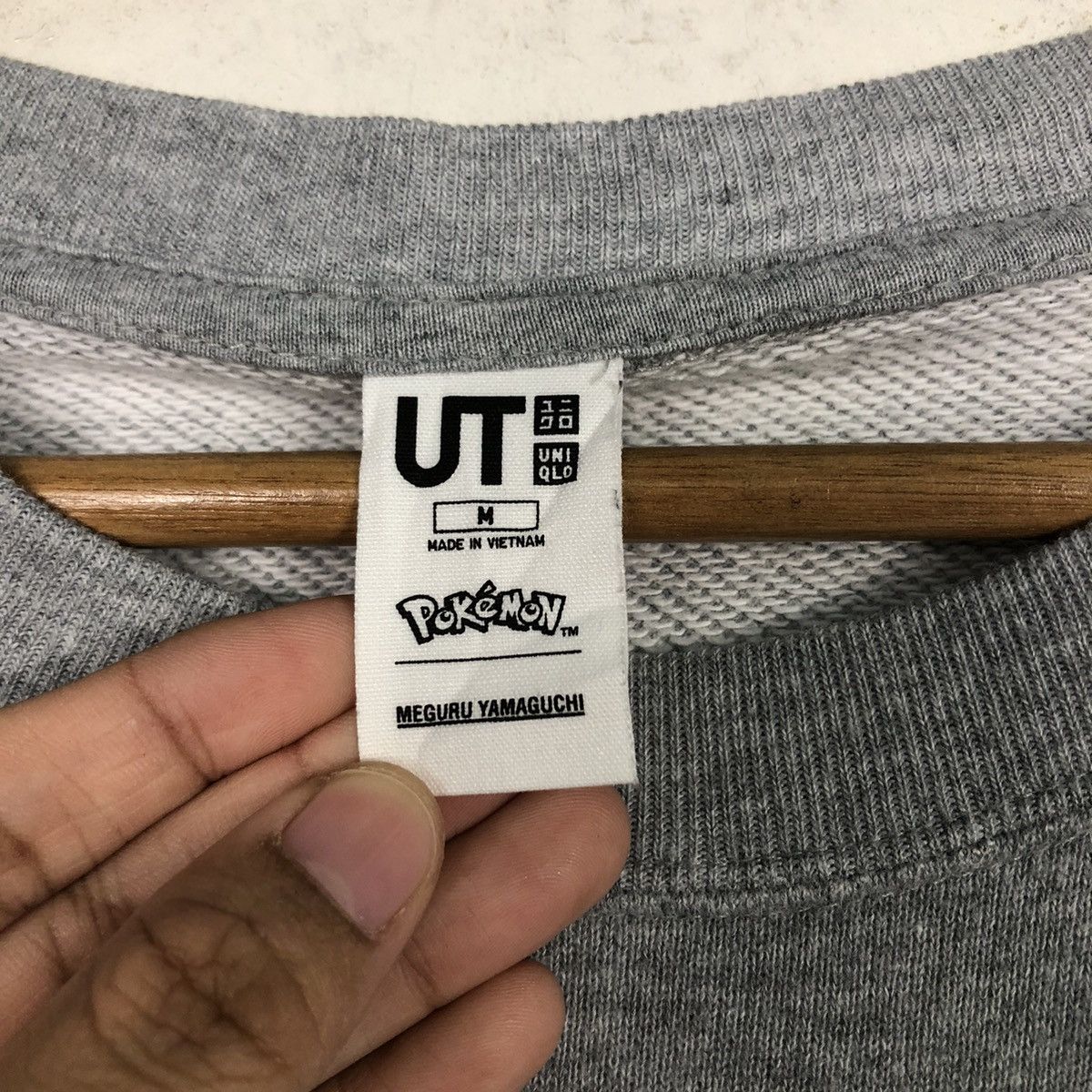 Japanese Brand UNIQLO UT Pokémon x Meguru Yamaguchi Oversized Pikachu Art Size US M / EU 48-50 / 2 - 13 Thumbnail