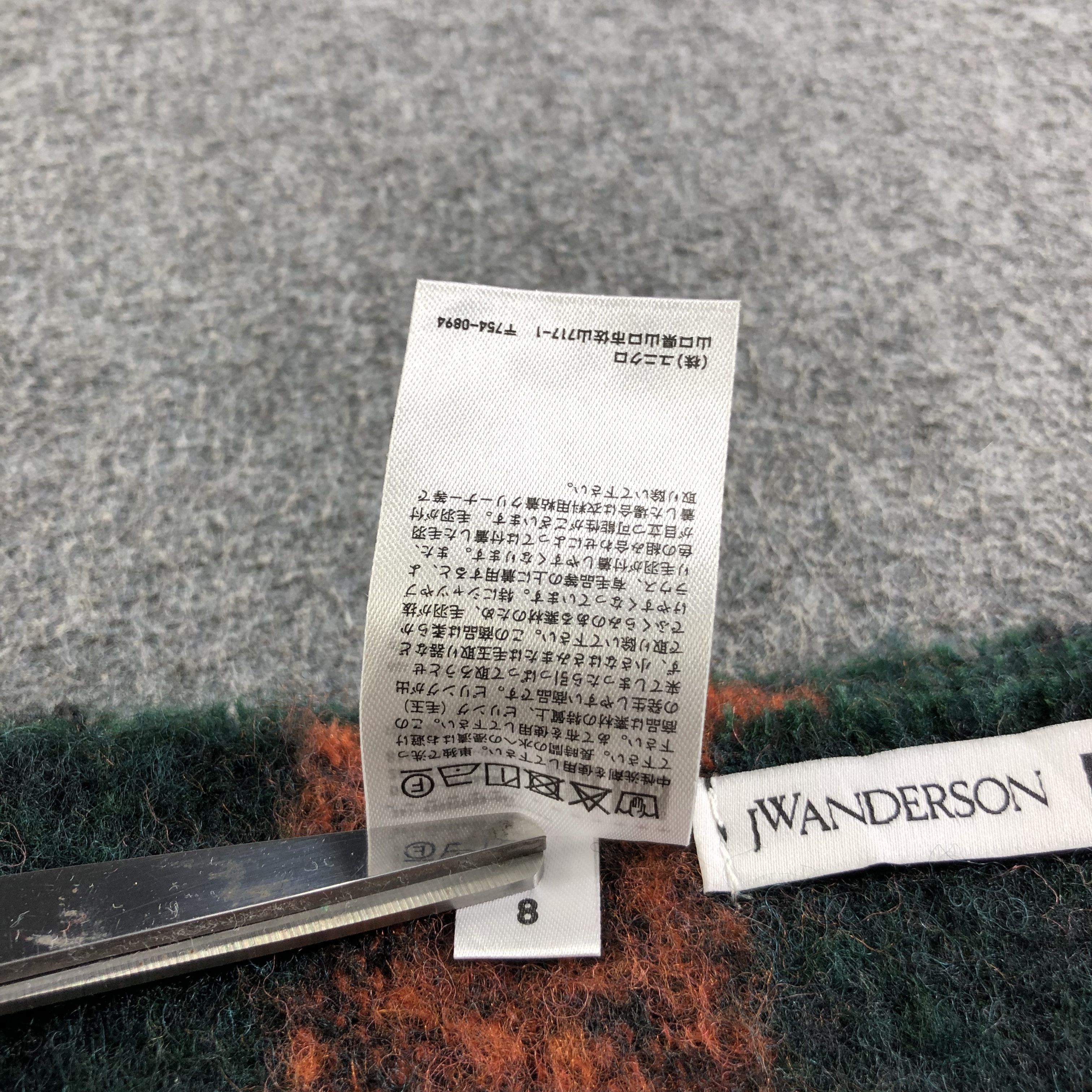 JW Anderson × Uniqlo J.W. Anderson Striped Wool Scarf Muffler Neckwear V2096 Size ONE SIZE - 5 Thumbnail