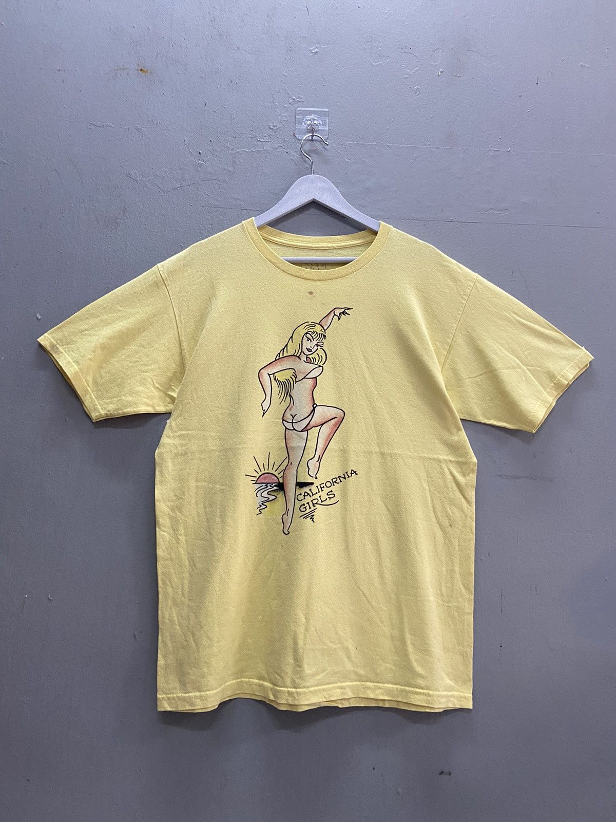 LIL PEEP RAPPER CALIFORNIA GIRL TEE SHIRT