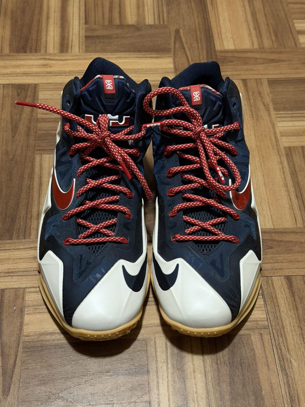 Nike Nike LeBron 11 Independence Day Size US 10.5 / EU 43-44 - 3 Thumbnail