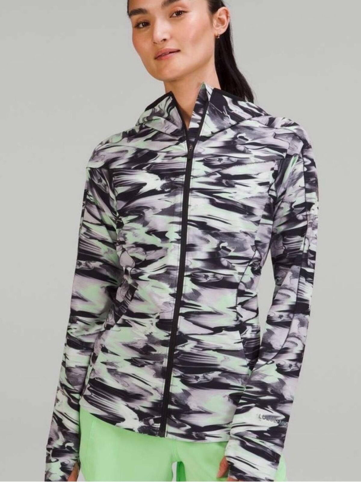Lululemon Lululemon Windbreaker and High-Rise Leggings Size 32" / US 10 / IT 46 - 1 Thumbnail