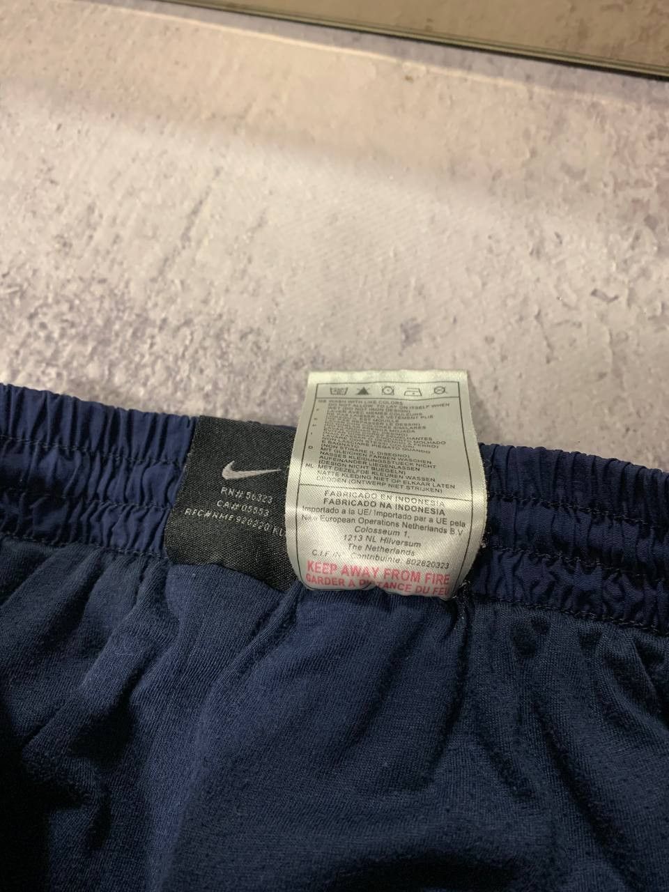 Nike Vintage Nike Nylon Pants Y2K Size US 34 / EU 50 - 8 Thumbnail