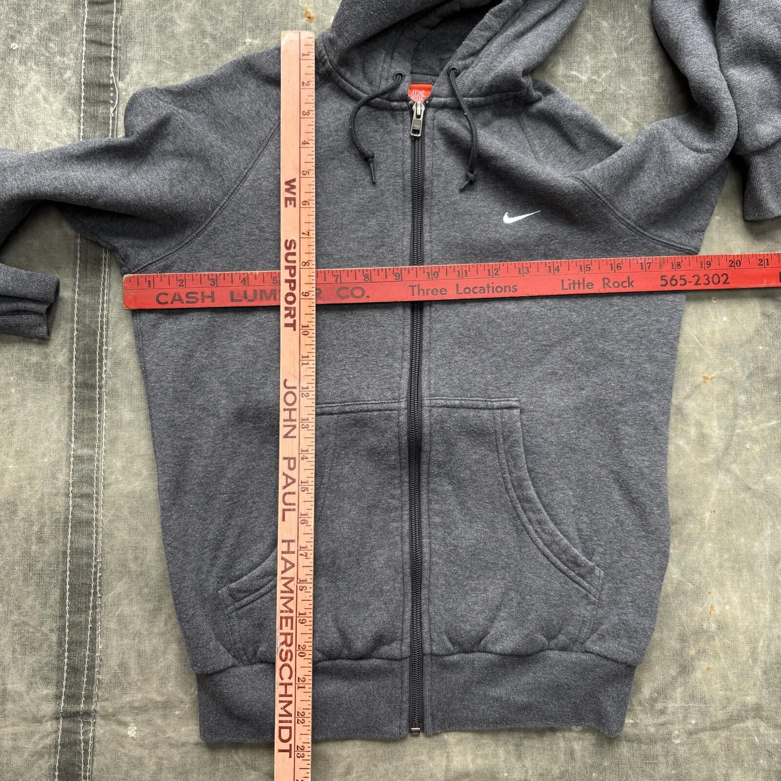 Nike Vintage Y2K Nike Grunge Skater Sportswear Full Zip Hoodie Size US S / EU 44-46 / 1 - 3 Thumbnail