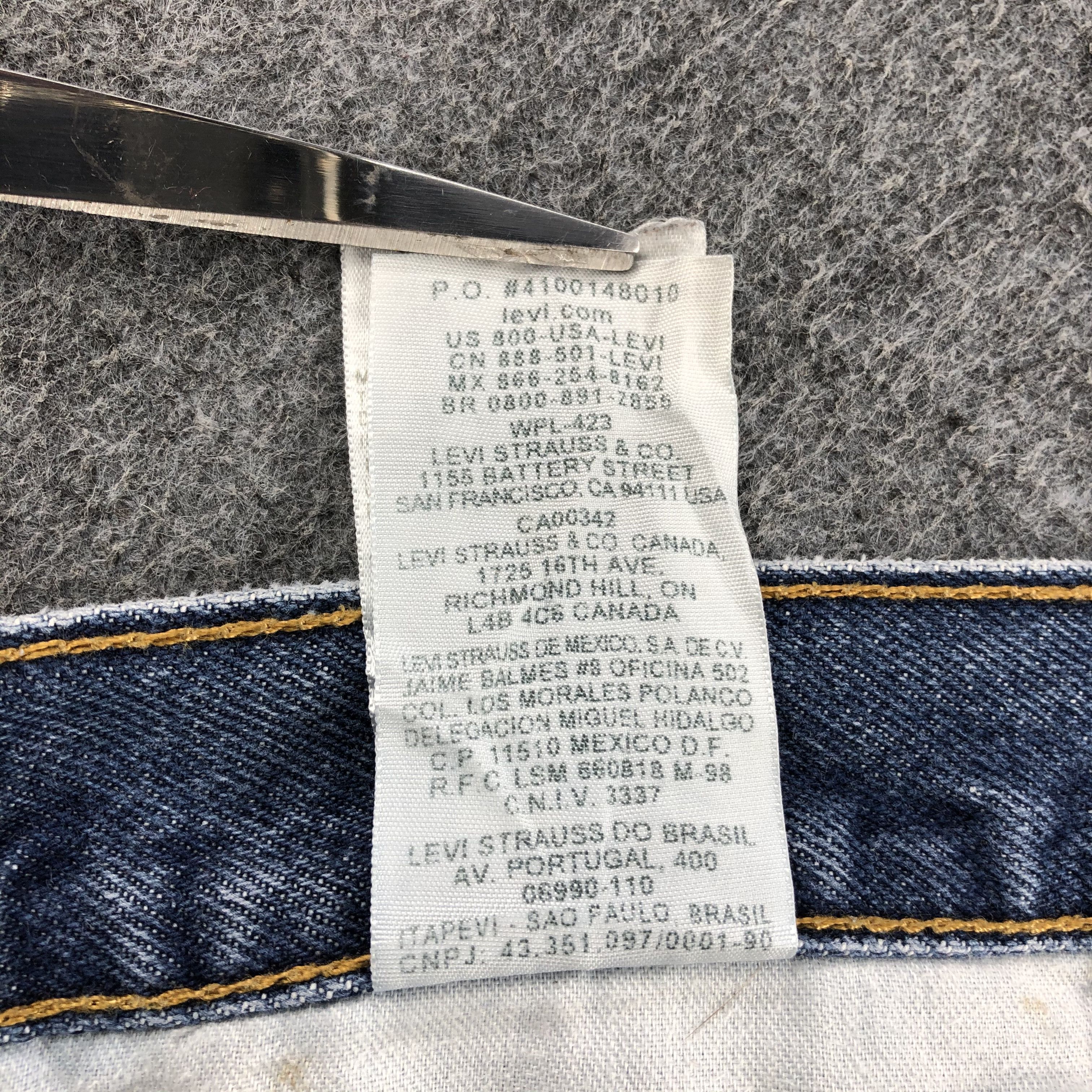 Levi's Vintage Blue Wash Levis 550 Jeans-J2061 Size US 37 - 16 Thumbnail