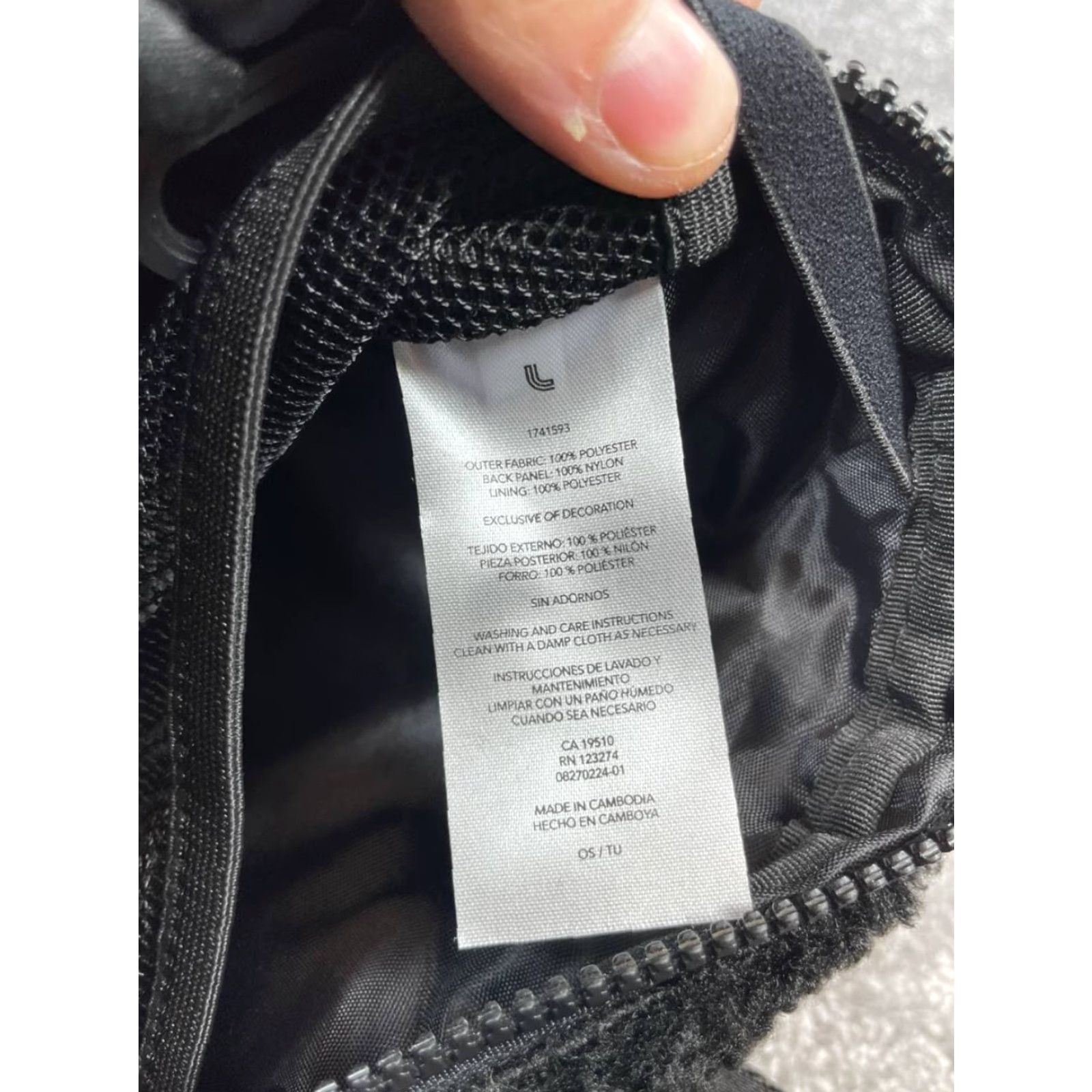 Vintage Lole Bags Womens Small Black Fleece Outer Zip Pocket Adjustable Waist Belt Size S / US 4 / IT 40 - 7 Thumbnail