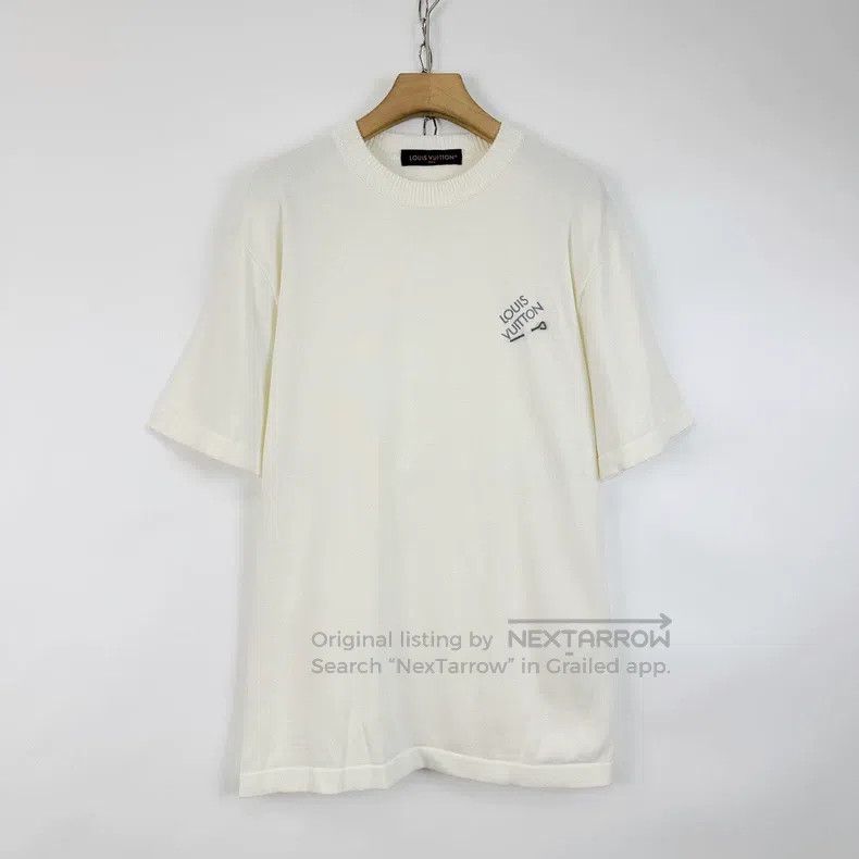 Louis Vuitton Louis Vuitton Off-white chest pin embroidered logo knit sh Size US XL / EU 56 / 4 - 1 Thumbnail