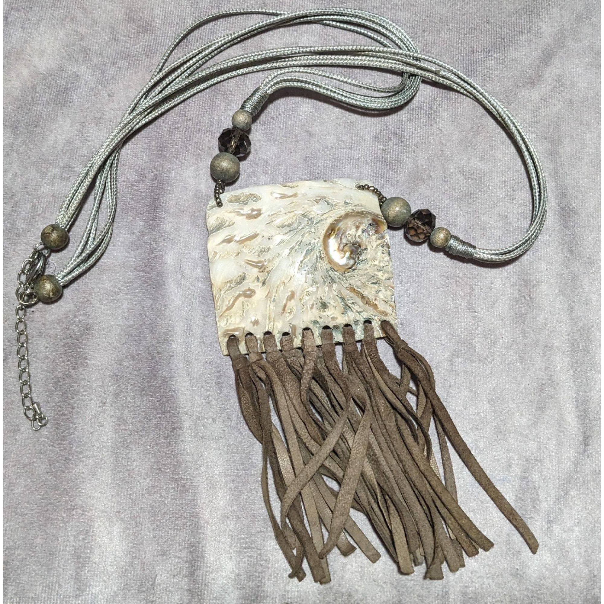 Other Retro Bohemian Natural Shell Fringe Necklace Size ONE SIZE - 10 Thumbnail