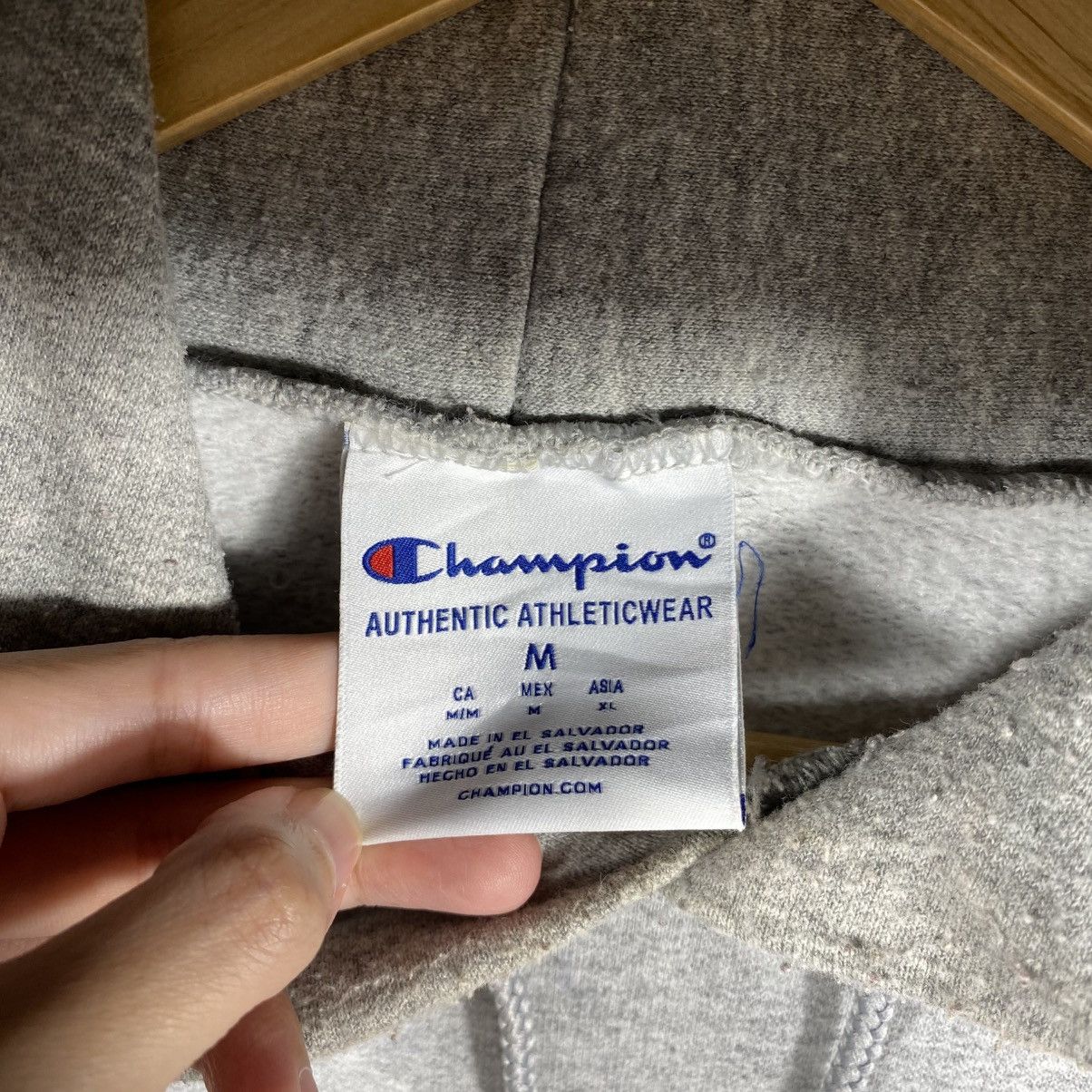 Champion Vintage CHAMPION Texas A&M Hoodie Pullover Medium Size Size US M / EU 48-50 / 2 - 6 Thumbnail