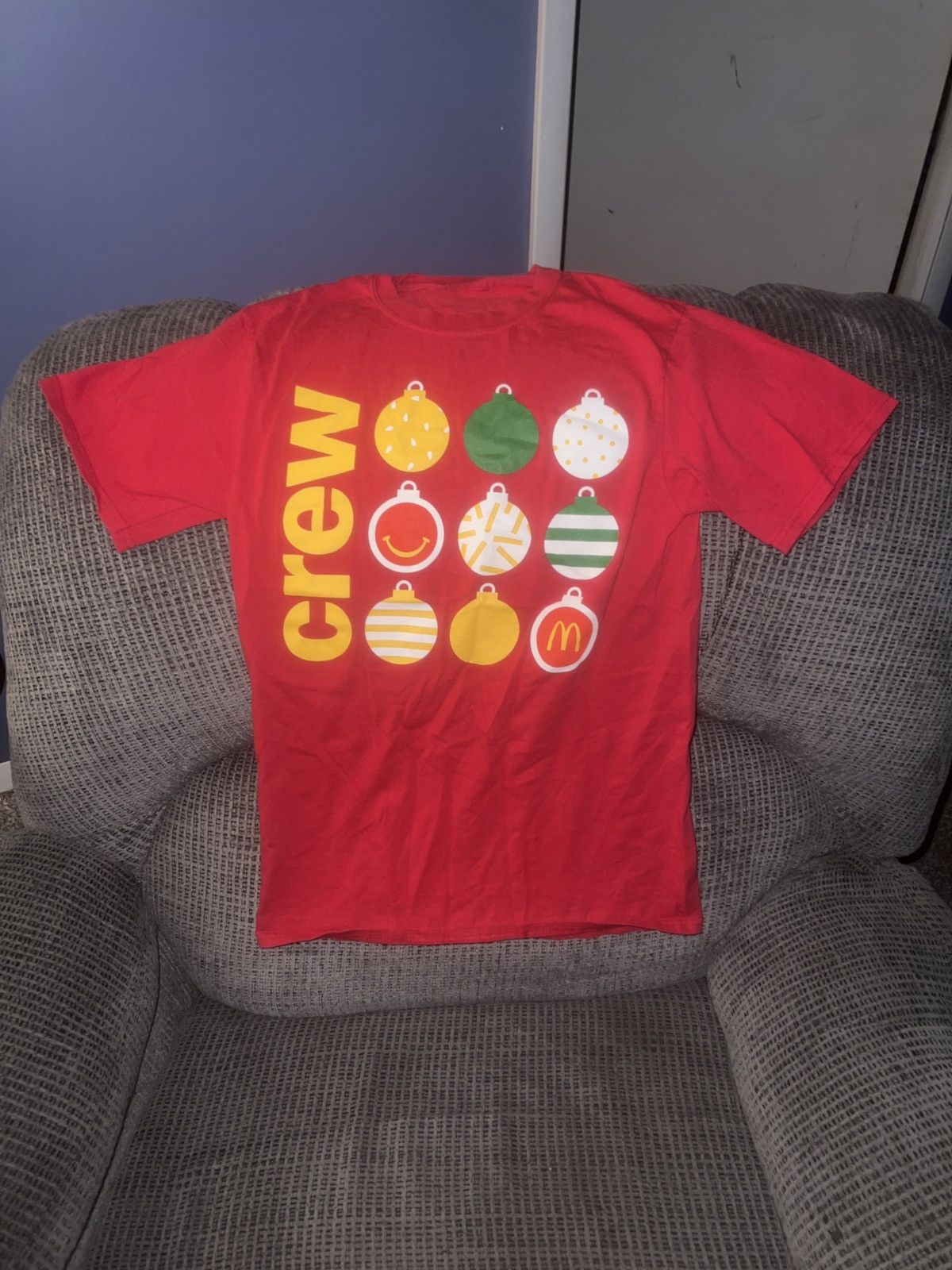 Hypebeast McDonald’s Crew Christmas Ornament Tee Size US S / EU 44-46 / 1 - 1 Thumbnail