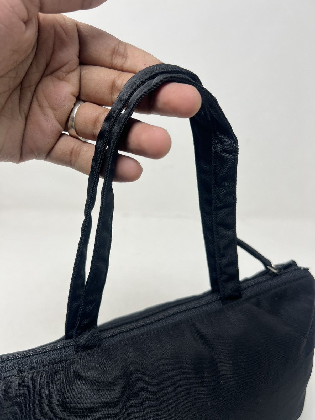 Helmut Lang Helmut Lang Carry Bag Size 26 - 11 Thumbnail