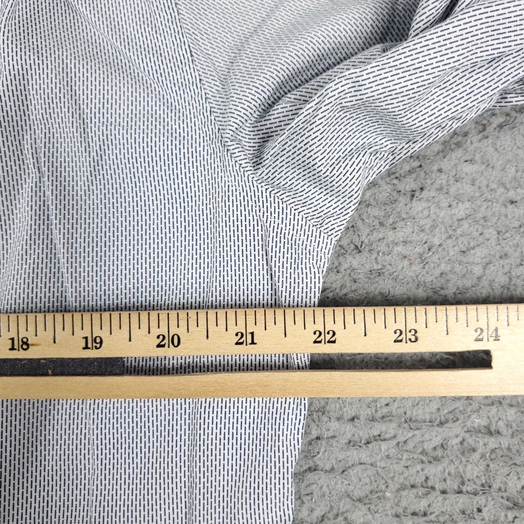 Tommy Hilfiger Tommy Hilfiger Shirt Mens Medium Blue Button-Up Casual Long Sleeve Collared Classic Fit Everyday Wear with Logo Details Size US M / EU 48-50 / 2 - 6 Thumbnail