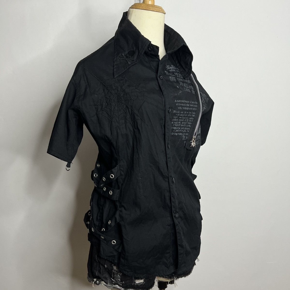 Japanese Brand MAD PUNKS BLACK BONDAGE STRAP GRAPHIC SHIRT Size US M / EU 48-50 / 2 - 7 Thumbnail