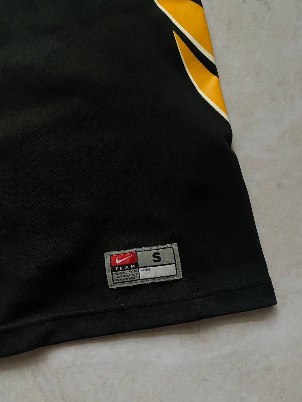 Nike × Vintage Vintage Nike Y2K Tank Top Size US S / EU 44-46 / 1 - 3 Thumbnail