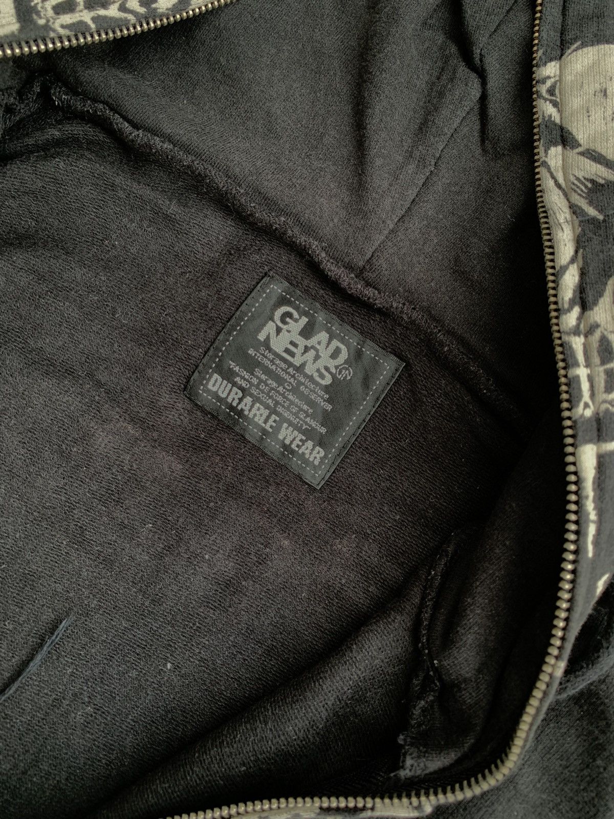 Le Grande Bleu (L.G.B.) Glad news zip up hoodie Size US M / EU 48-50 / 2 - 5 Thumbnail